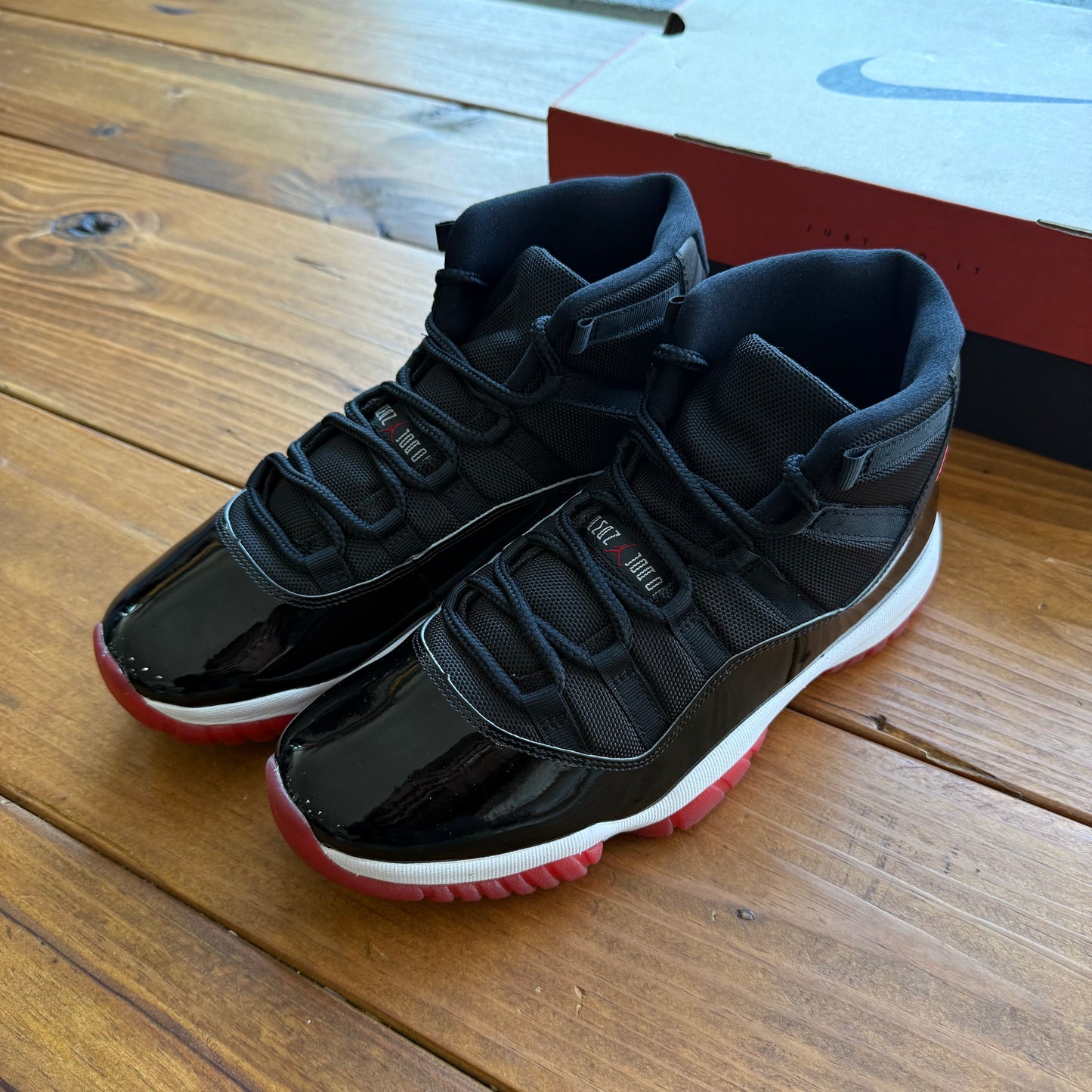 Size 10 - Jordan 11 Retro 'Bred' 2019 (Used)