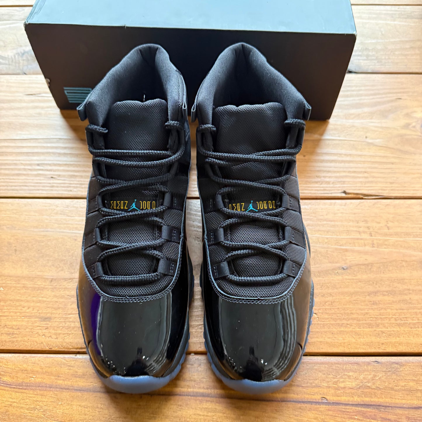 Talla 12 - Jordan 11 Retro 'Gamma Blue' 2025 (Usado)