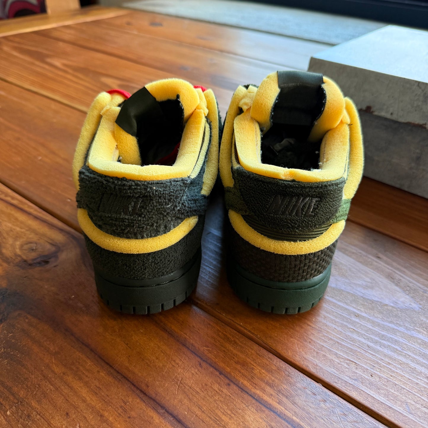 Talla 11.5 - Cactus Plant Flea Market x Dunk Low 'Swamp Sponge Pack - Sequoia' (Usado)