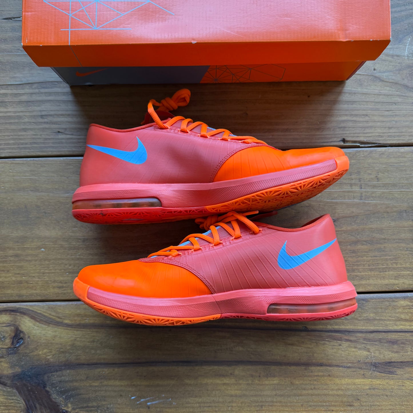 Size 10.5 - KD 6 'NYC 66' (Used)