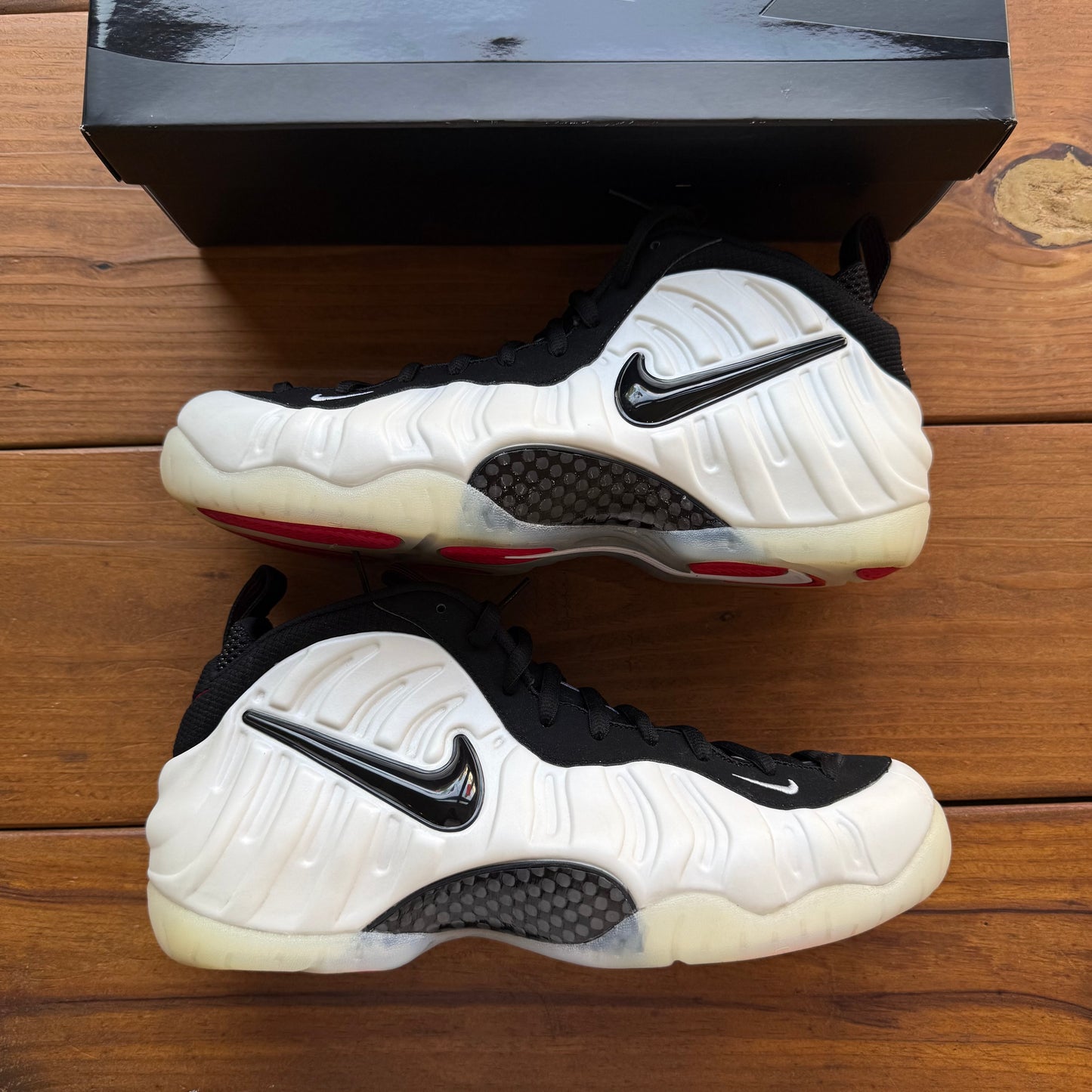 Talla 13 - Air Foamposite Pro 'Pearl' 2025 (Usado)