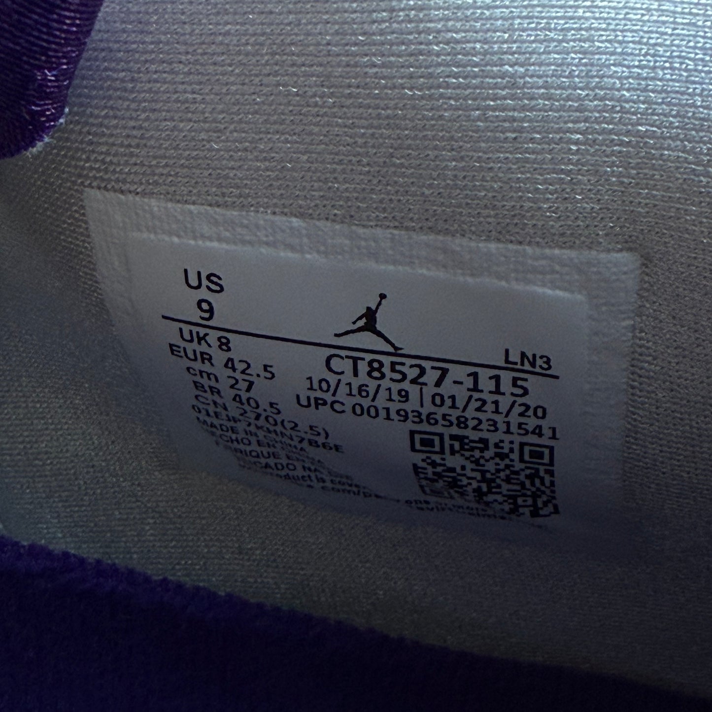 Größe 9 – Jordan 4 Retro „Purple Metallic“ (Gebraucht)