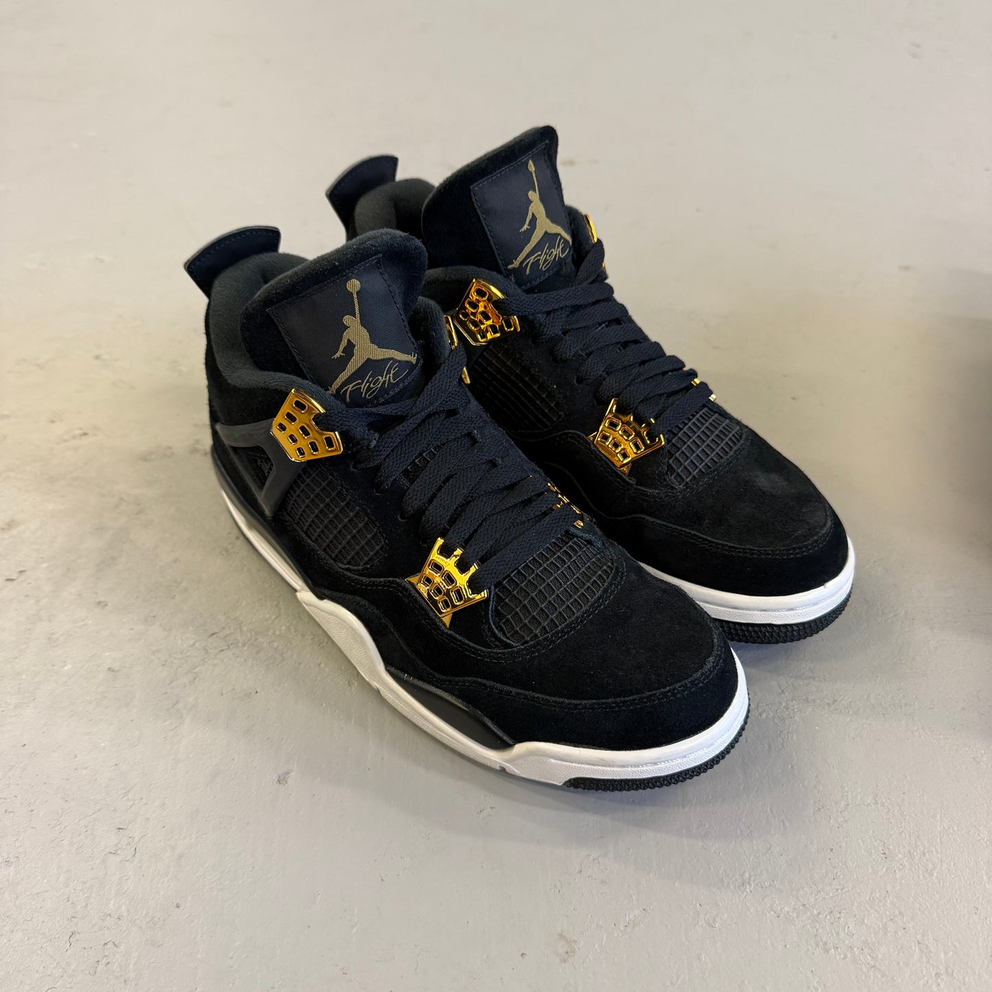 Size 8 - Jordan 4 Retro 'Royalty' (Used)