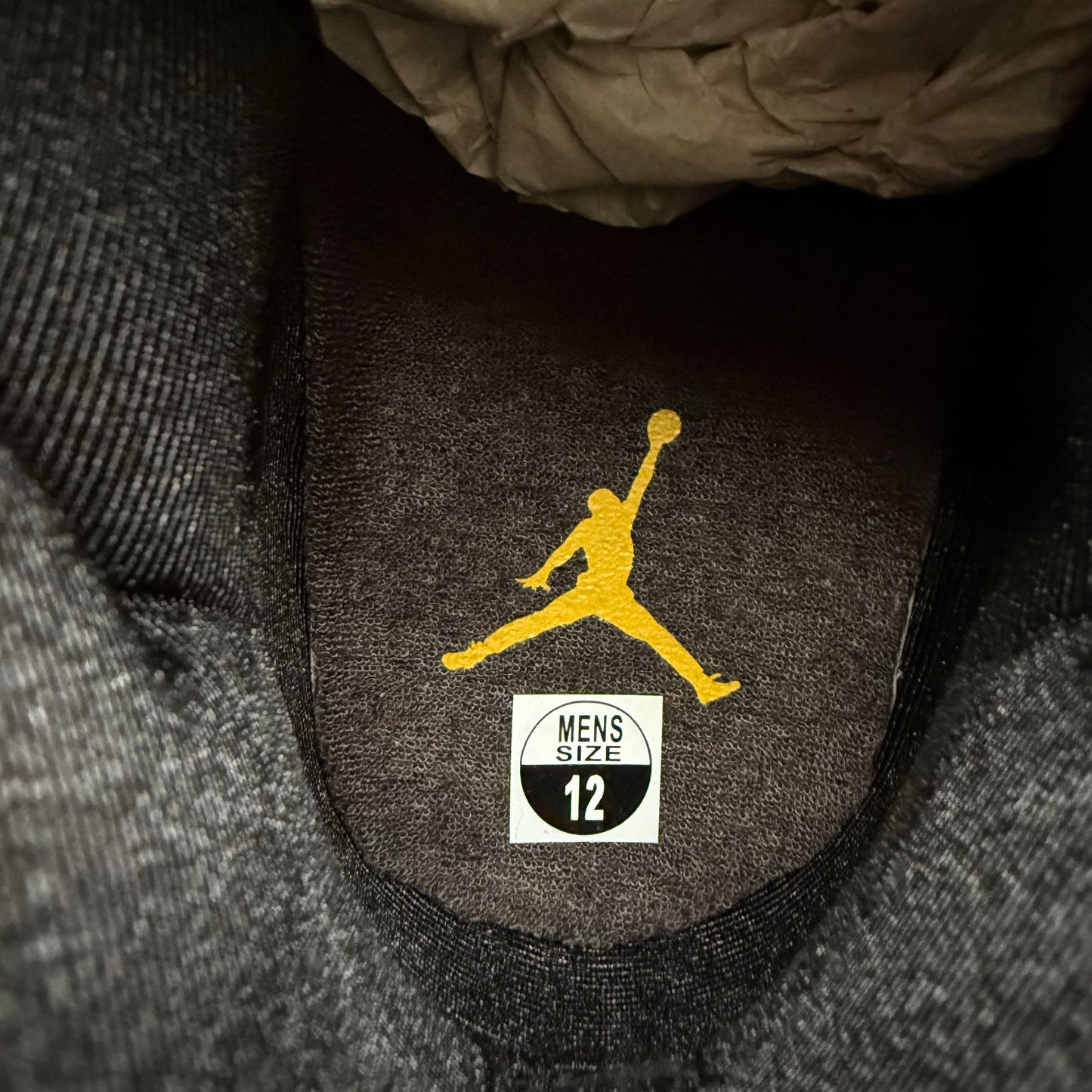 Talla 12 - Jordan 11 Retro 'Gamma Blue' 2025 (Usado)