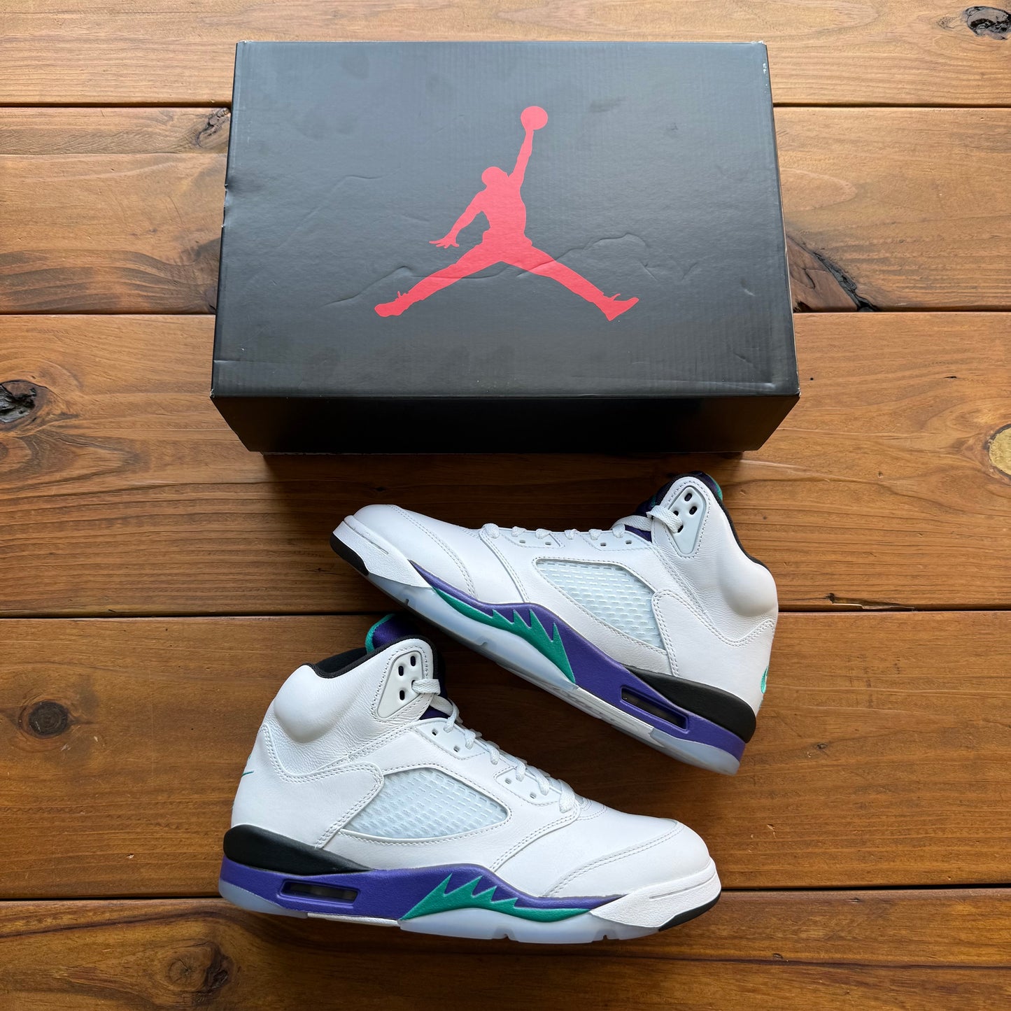 Größe 9.5 - Jordan 5 Retro 'Grape' 2025 (Gebraucht)