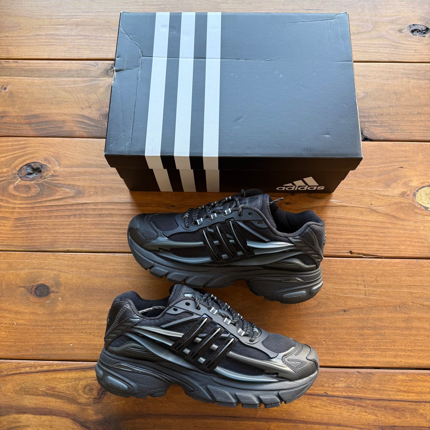 Size 11.5 - Pharrell x VIRGINIA x Adistar Jellyfish 'Triple Black' (Used)