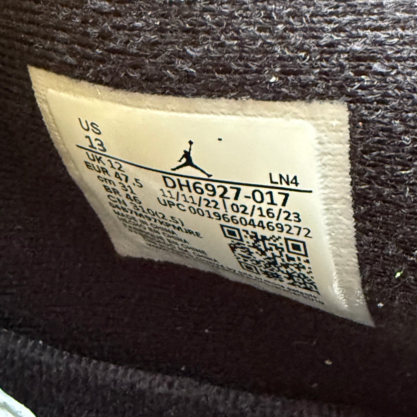 Talla 13 - Jordan 4 Retro 'Thunder' 2023 (Usado)