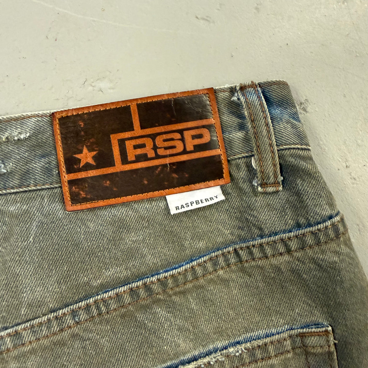 GV Gallery Raspberry Hills Mechanic Denim (Pre-Owned) - Large