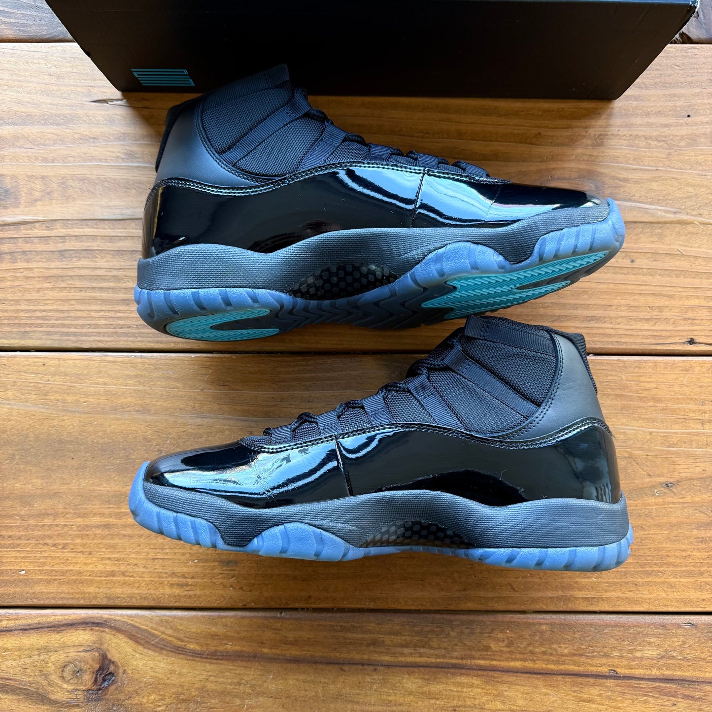 Size 10 - Jordan 11 Retro 'Gamma Blue' 2025 (Used)