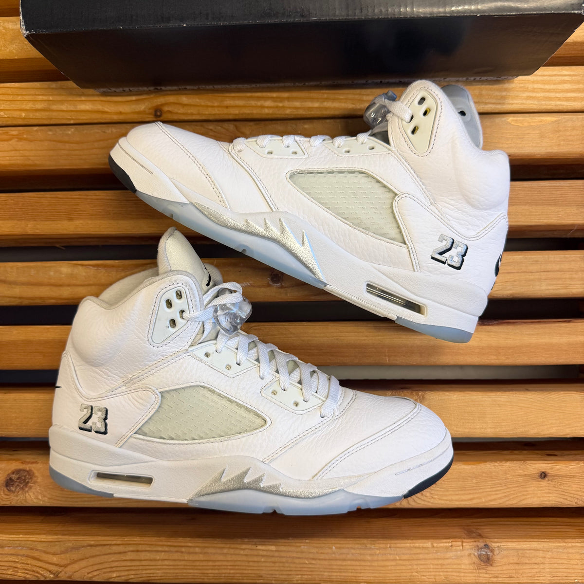 Jordan 5 Retro 'White Metallic' 2026 (Used) - Size 10