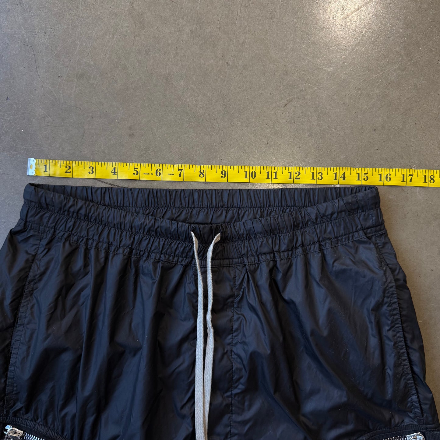 Größe M – Rick Owens DRKSHDW Bauhaus Cargo Shorts