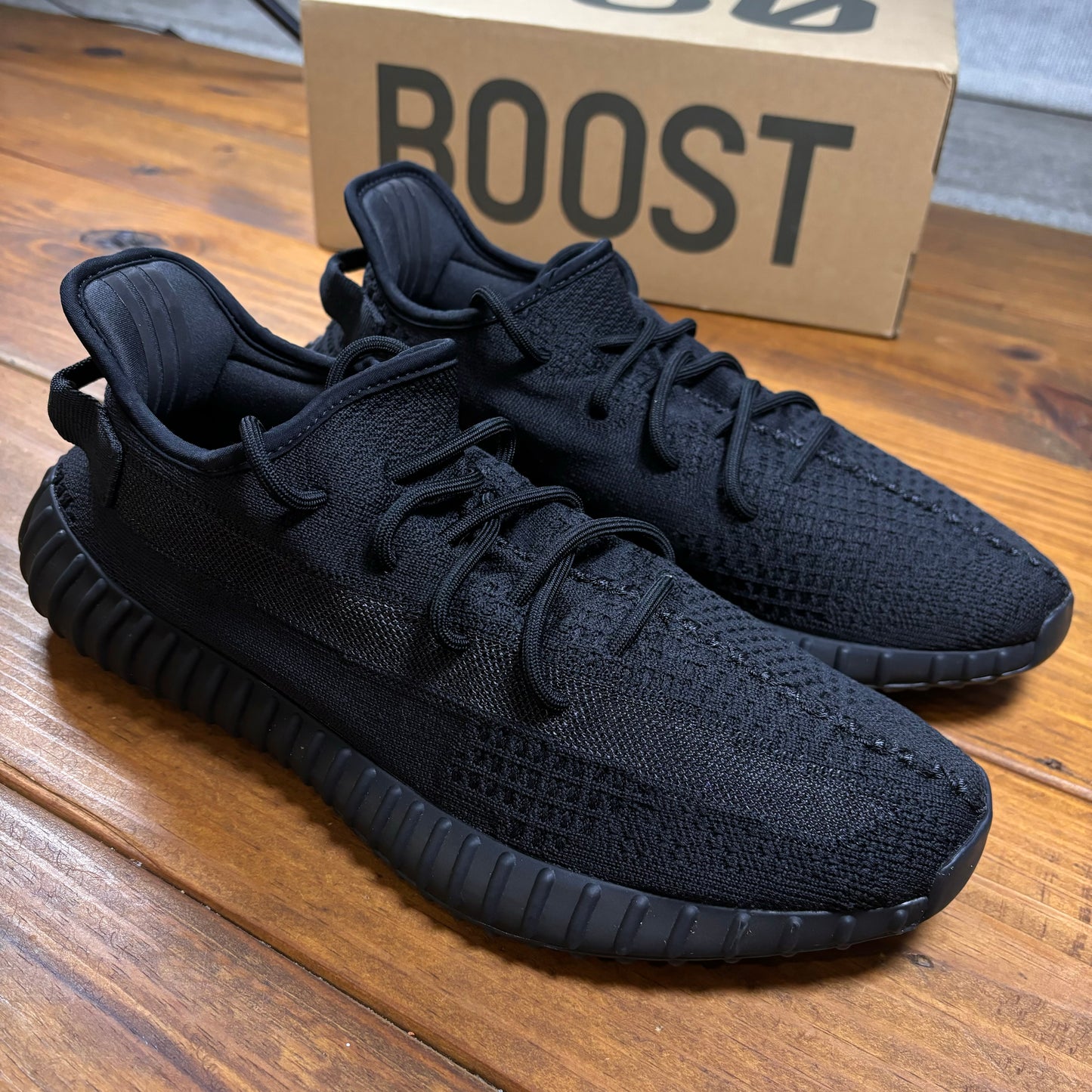 Yeezy Boost 350 V2 'Onyx' (Used)