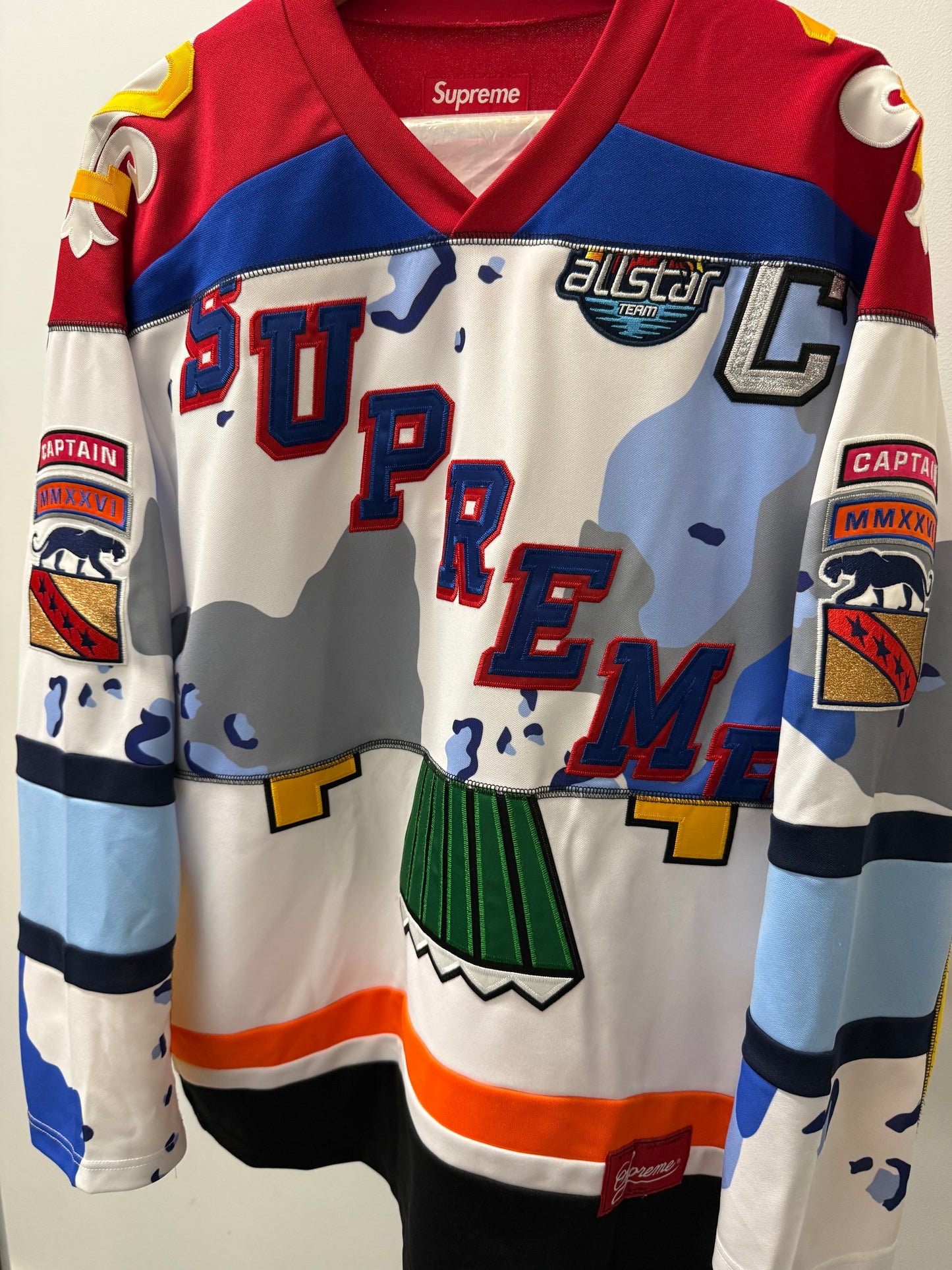 Medium - Supreme Paneled Hockey Jersey 'White' (Pre-Owned)