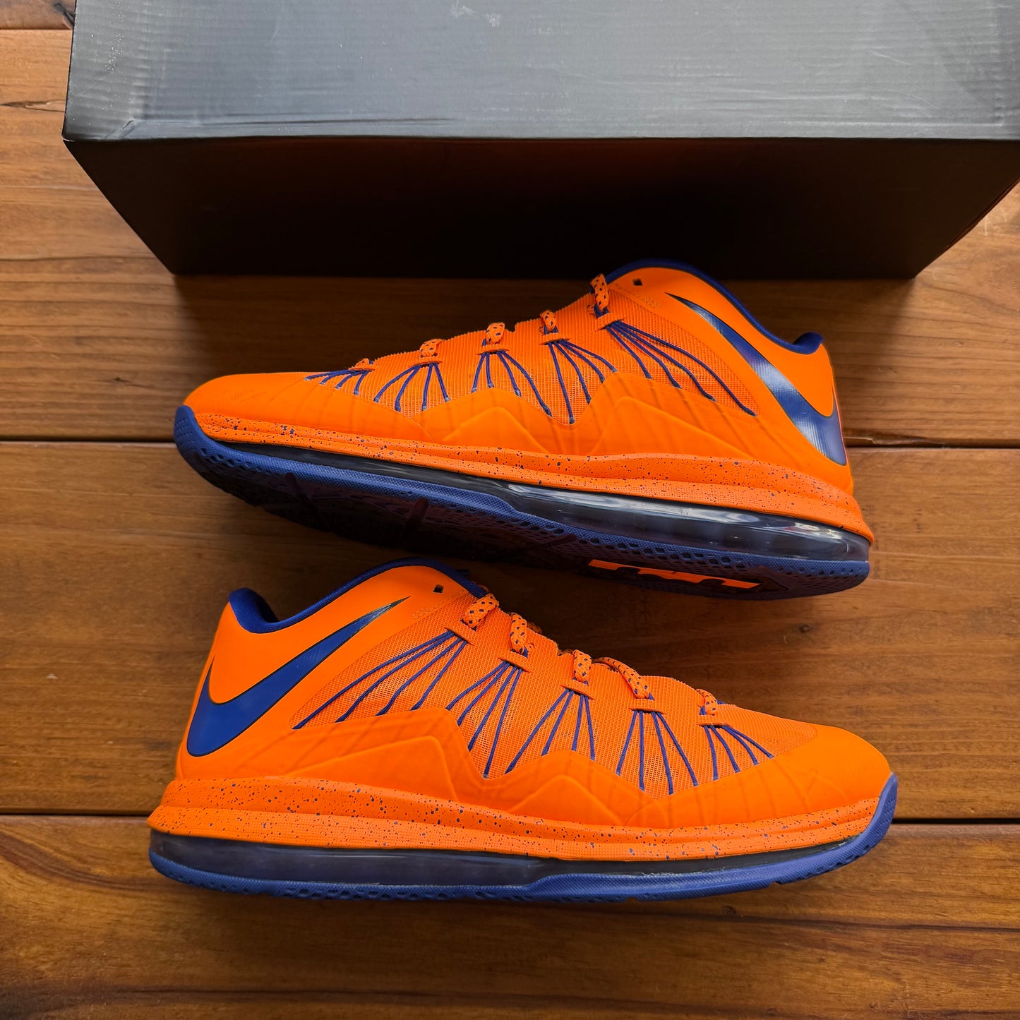 Size 10.5 - Air Max LeBron 10 Low 'Knicks' (Used)