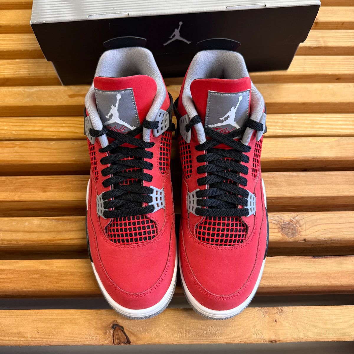 Size 10 - Jordan 4 Retro 'Toro Bravo' 2026 (Used)