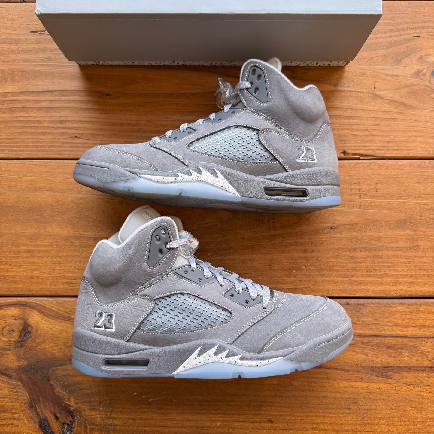 Größe 46 - Jordan 5 Retro 'Wolf Grey' 2026 (Gebraucht)