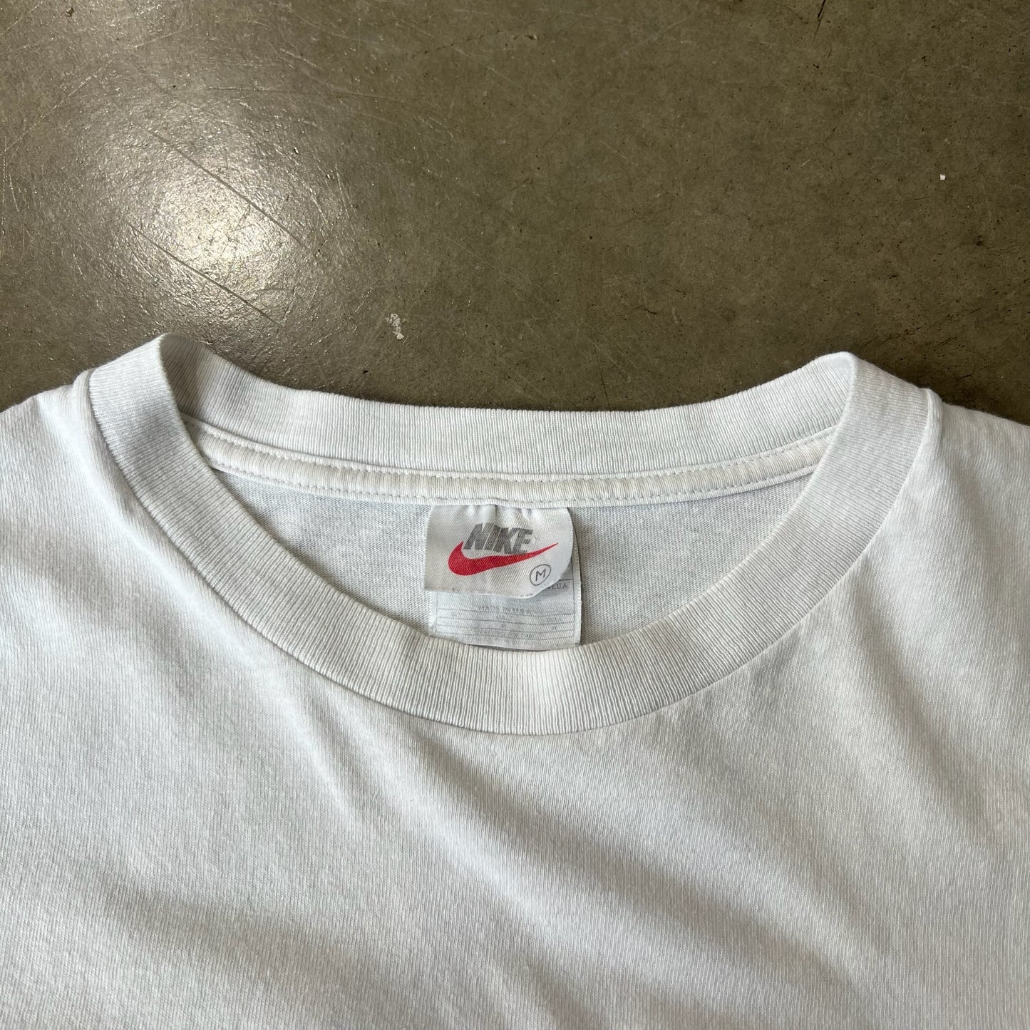 Medium - Vintage Nike Tee