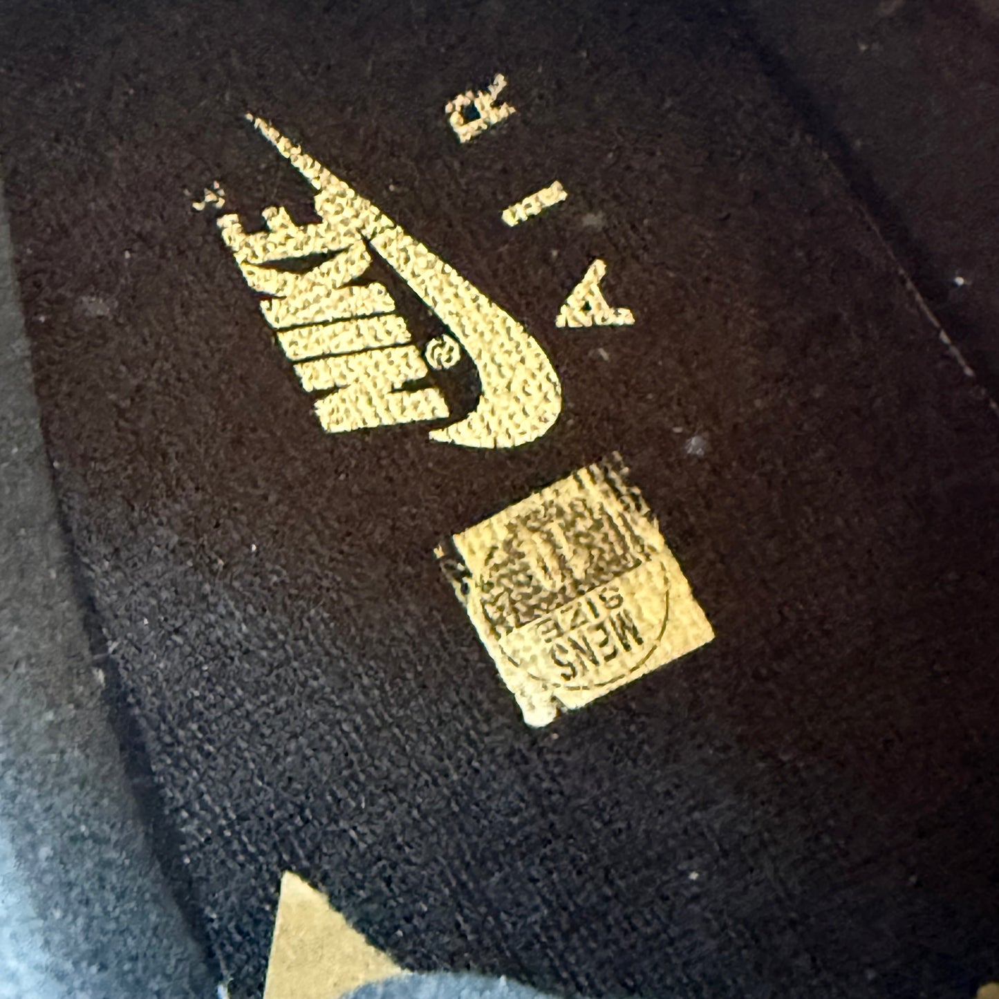 Size 10 - Jordan 11 Retro 'Concord' 2018 (Used)
