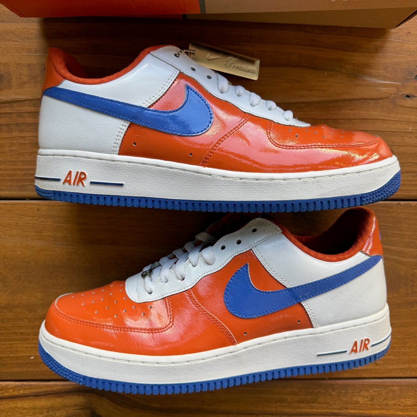 Size 10.5 - Air Force 1 Premium 'Holland World Cup' (Used)