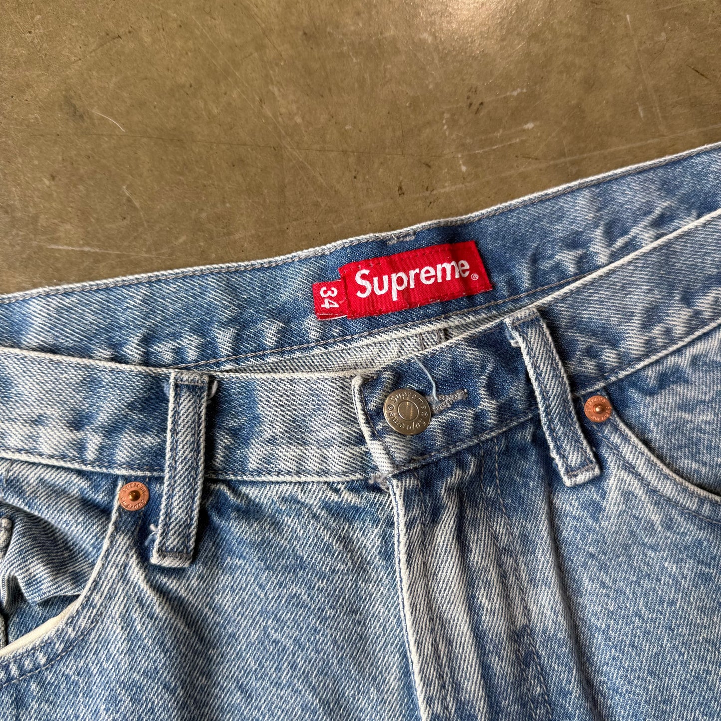 Größe 34 – Supreme Baggy Cutoff Shorts