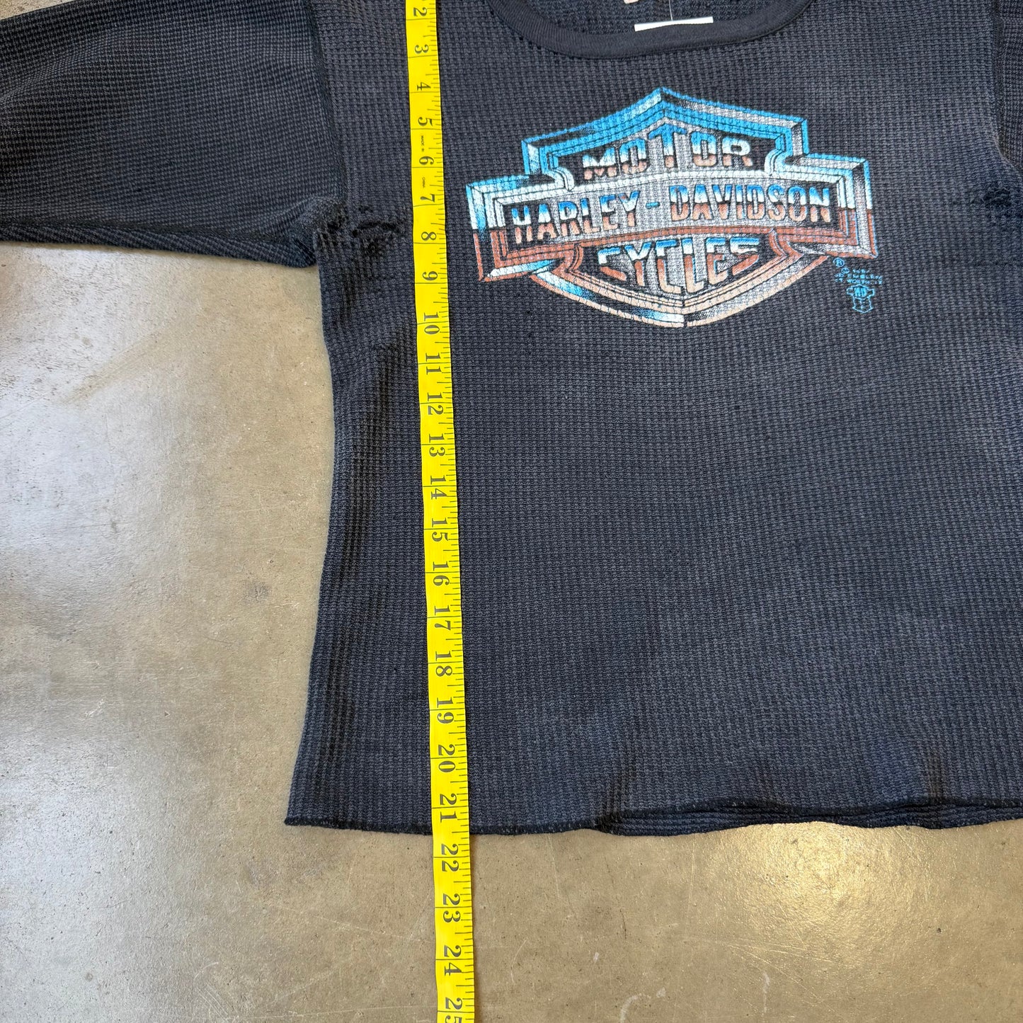 Medium - Vintage Harley 3D Emblem Thermal