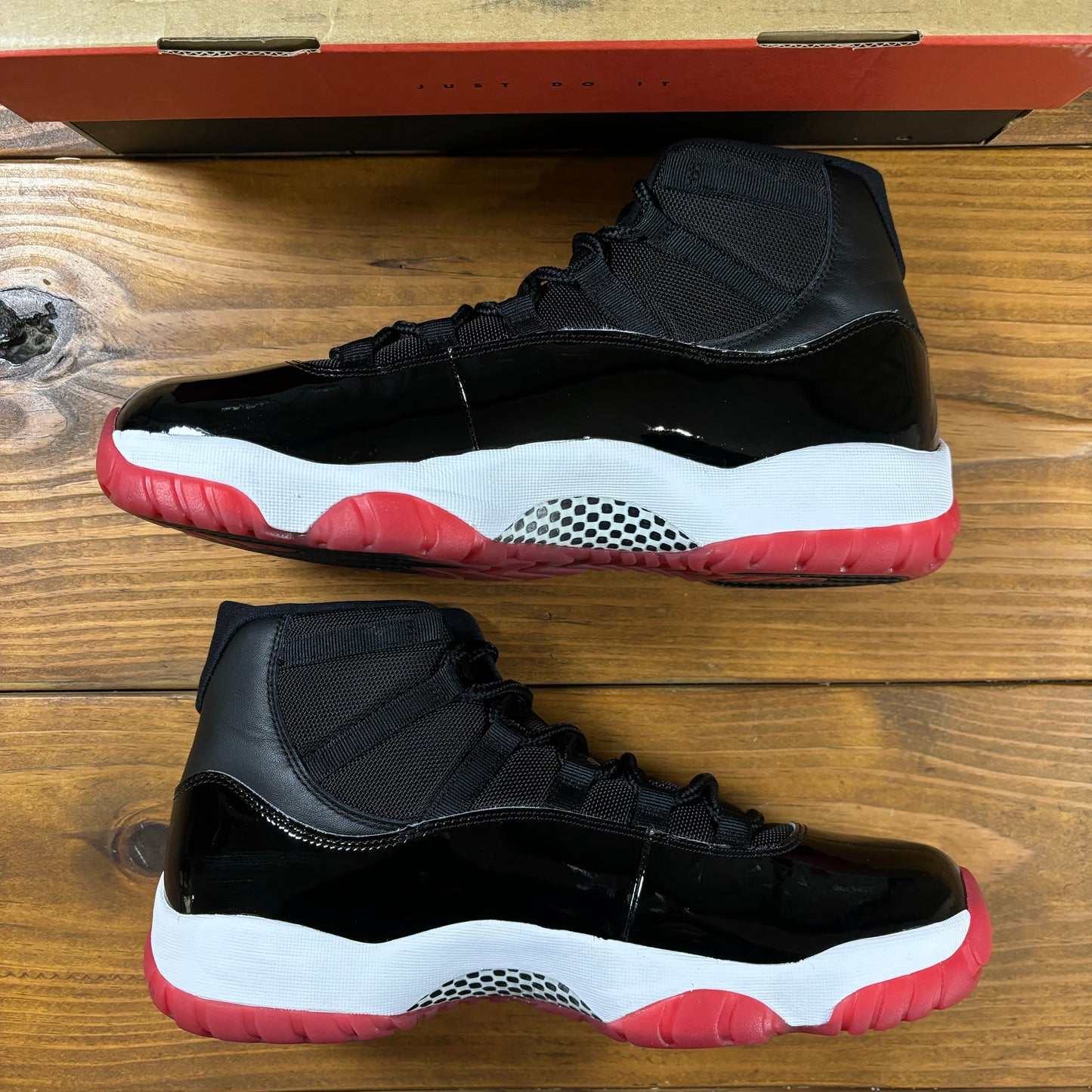 Jordan 11 Retro 'Bred' 2019 (Used)