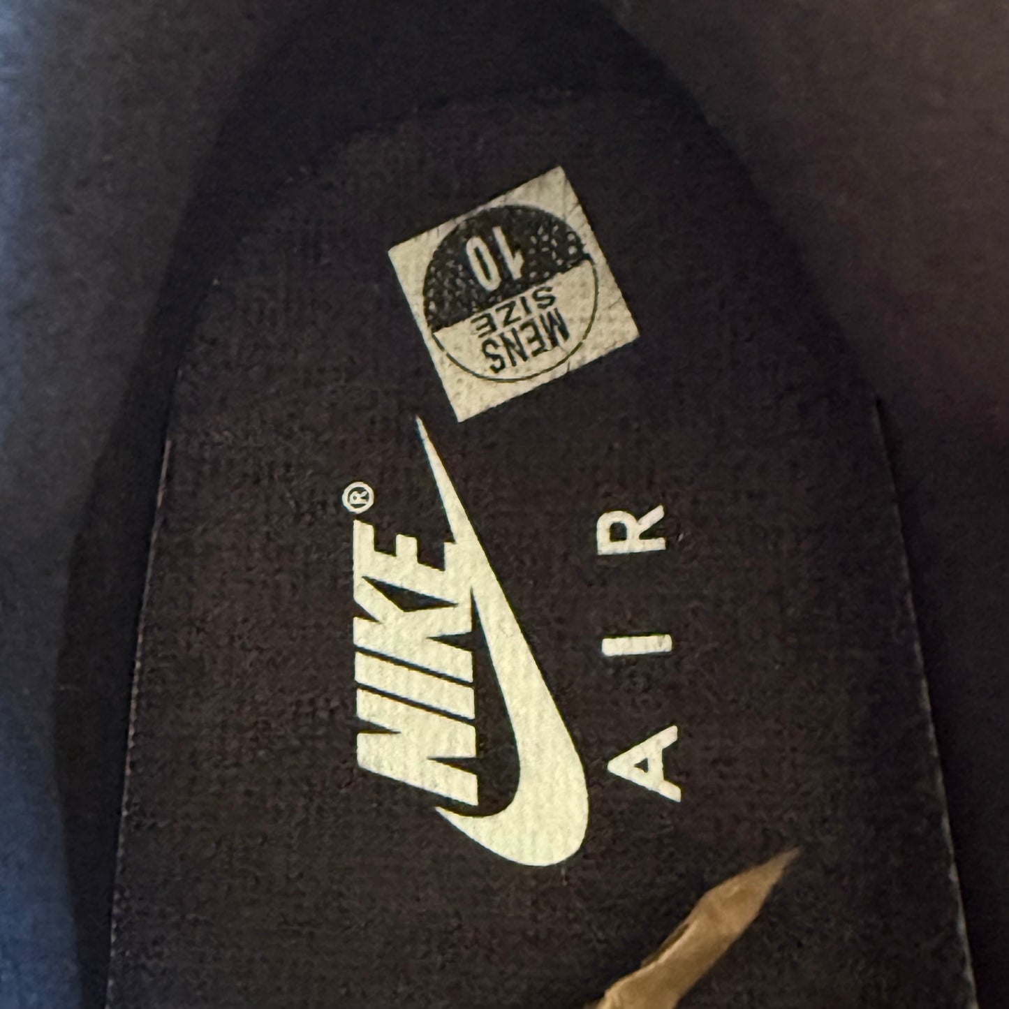 Größe 10 - Jordan 11 Retro 'Columbia / Legend Blue' 2024 (Gebraucht)
