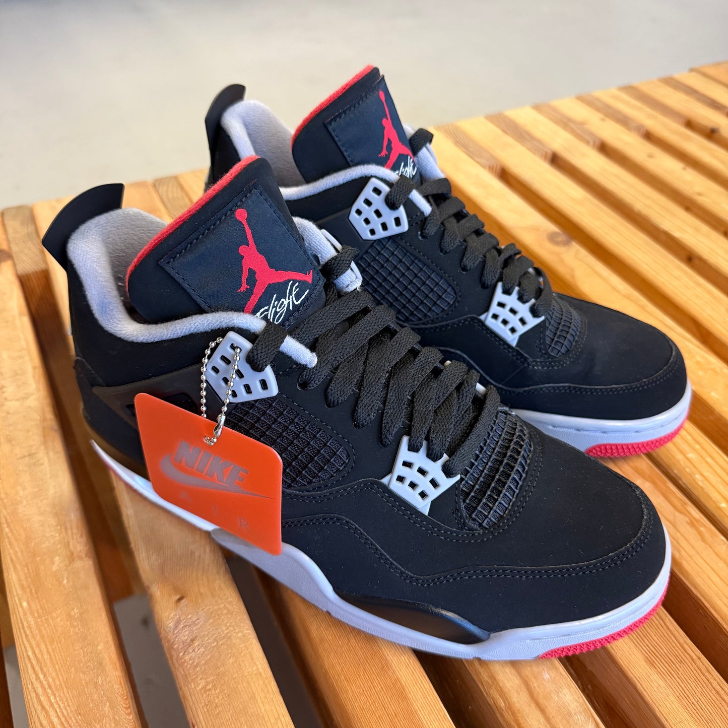 Jordan 4 Retro OG 'Bred' 2019 (Used/No Box) - Size 9.5