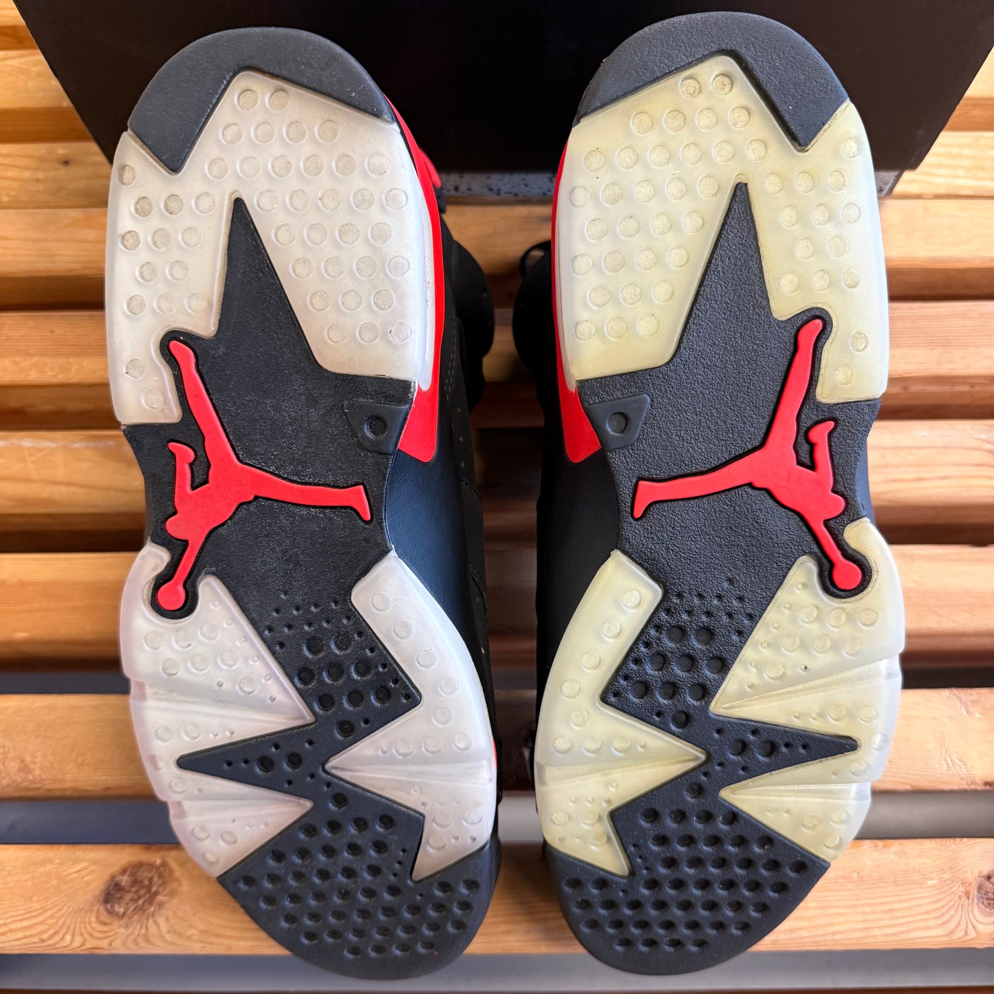 Size 10 - Jordan 6 Retro 'Infrared' 2019 (Used)