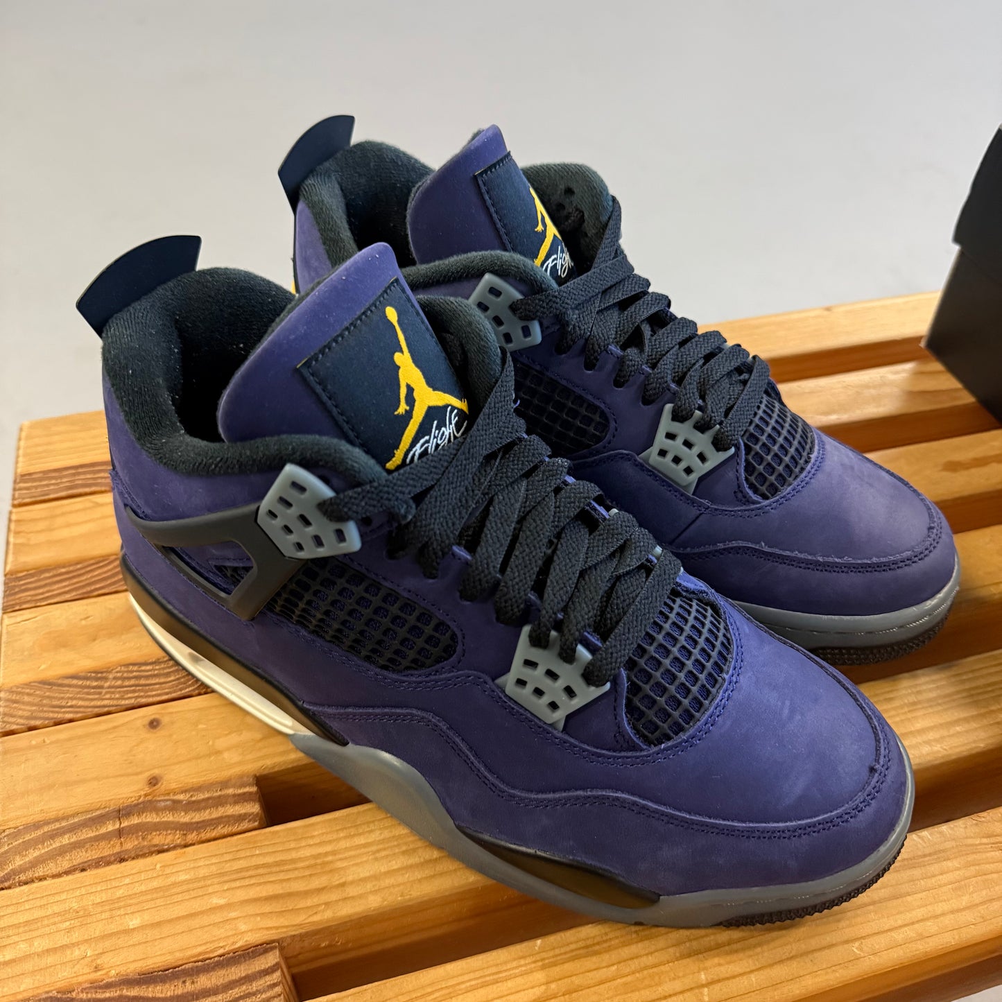 Size 9 - Jordan 4 Retro 'Lakers' (Used)