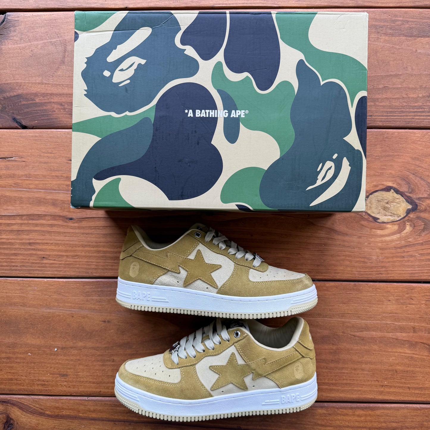 Size 8 - Bapesta #3 M1 'Beige' (Used)