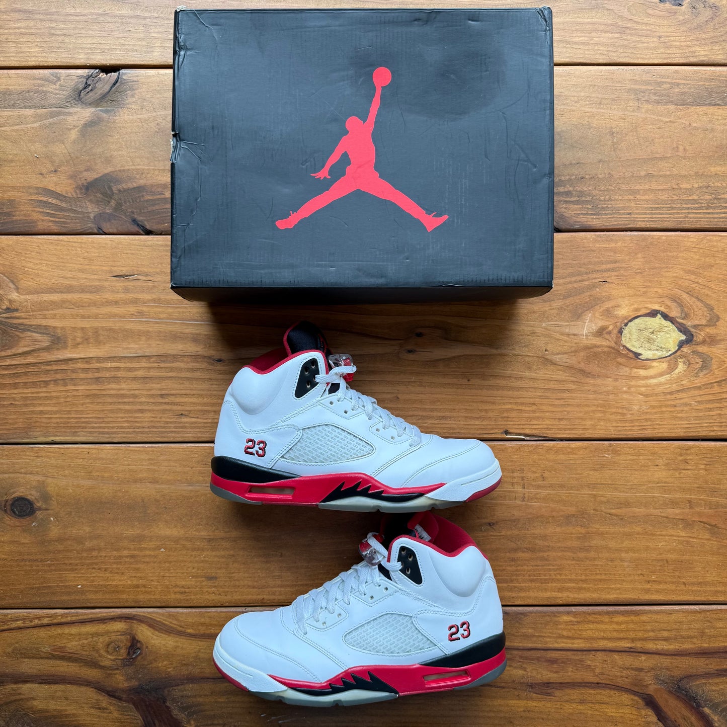 Size 10 - Jordan 5 Retro 'Fire Red' 2013 (Used)
