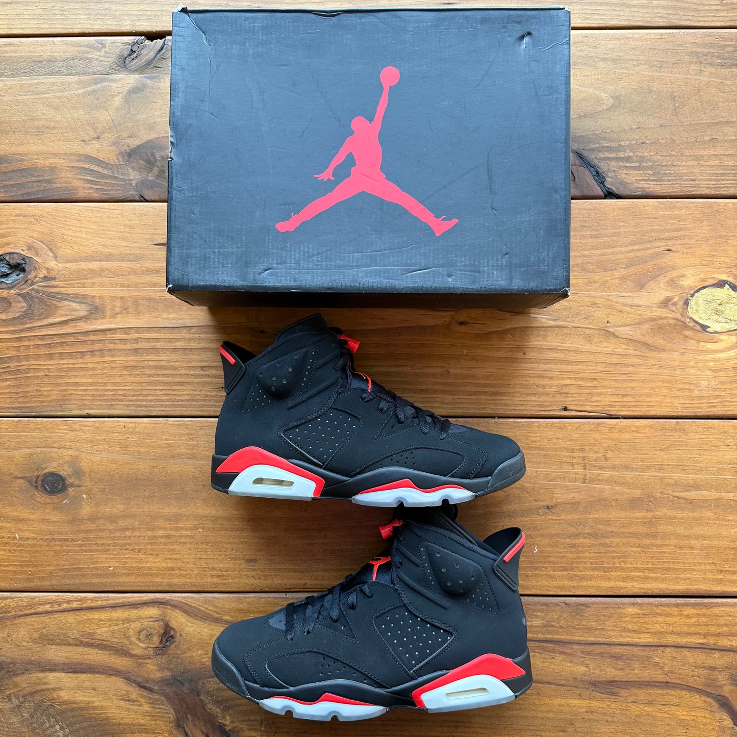 Size 10.5 - Jordan 6 Retro 'Infrared' 2019 (Used)