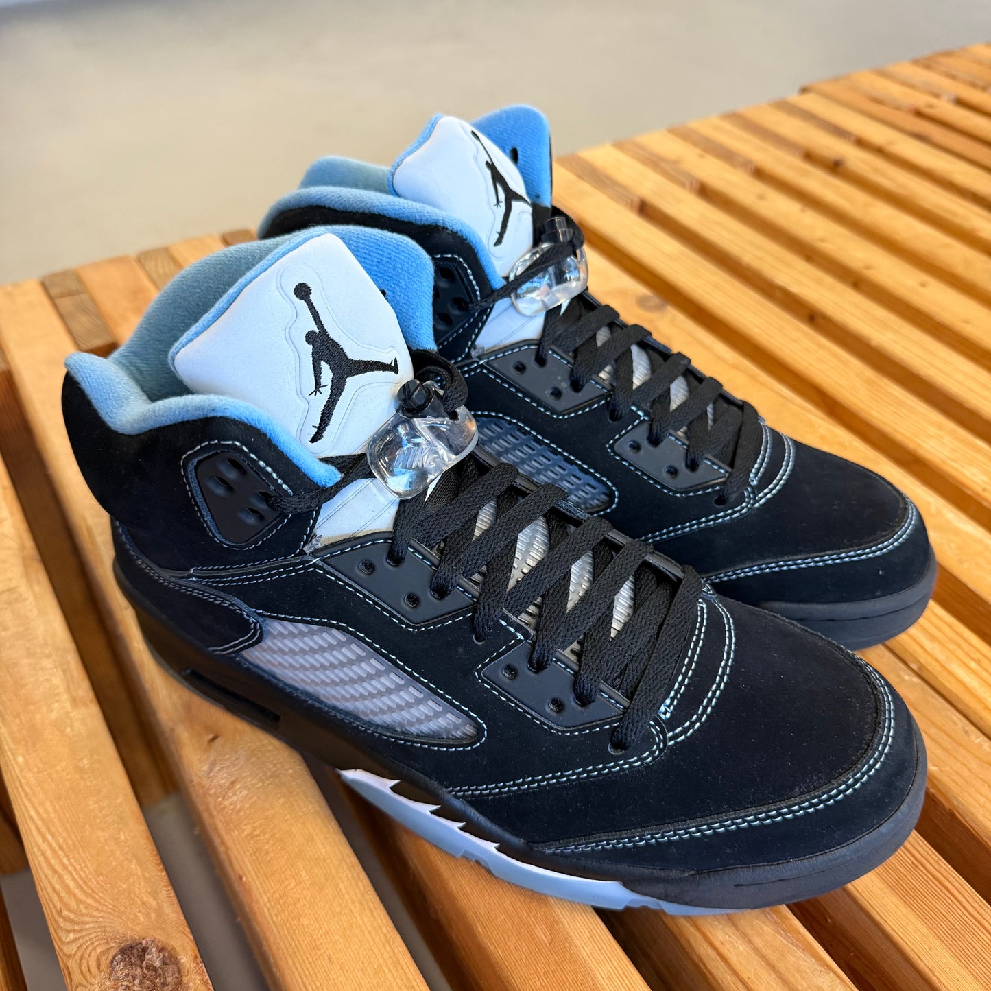 Jordan 5 Retro 'Black Carolina / UNC' 2026 (Used/No Box) - Size 10.5