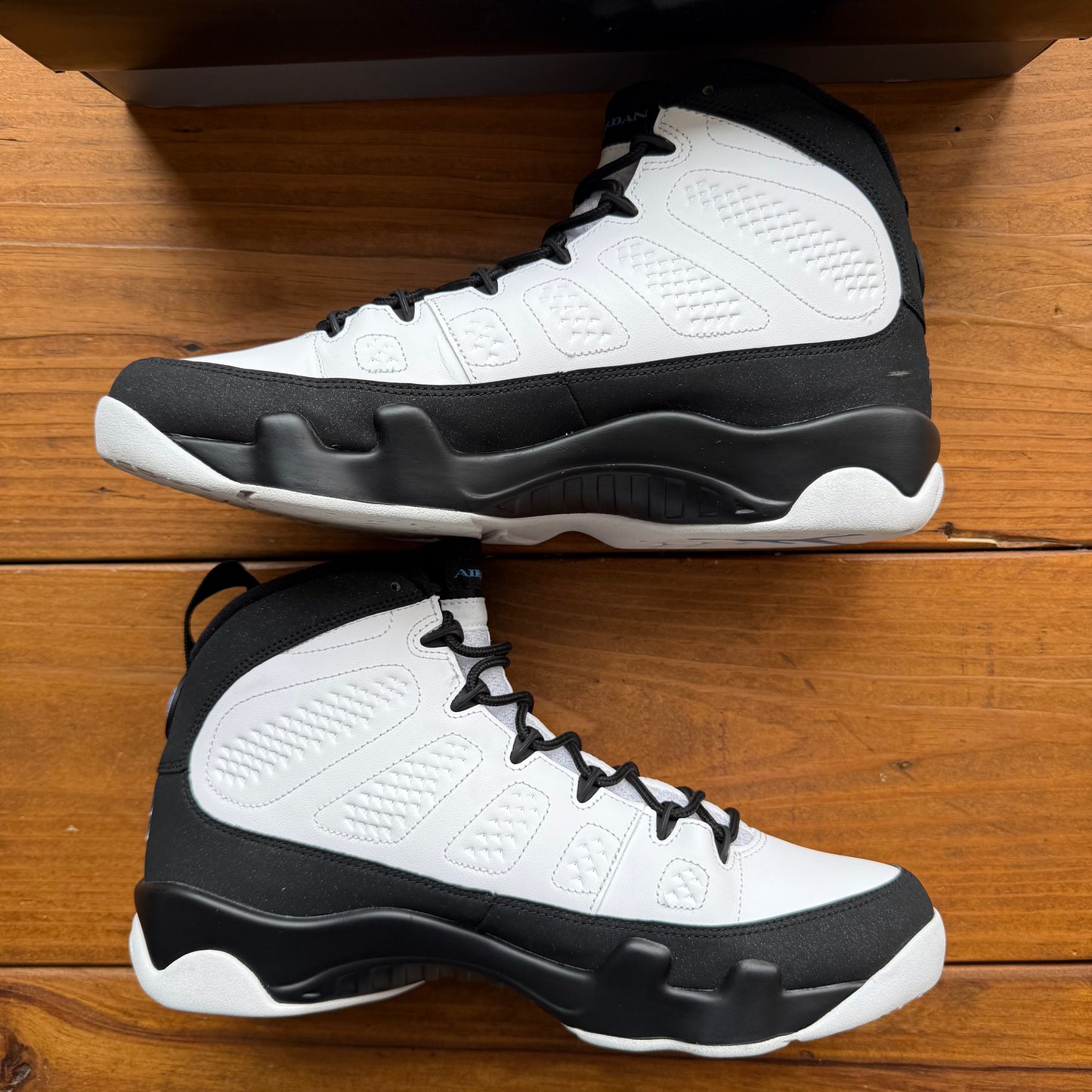 Größe 44,5 – Jordan 9 Retro 'University Blue' (Gebraucht)