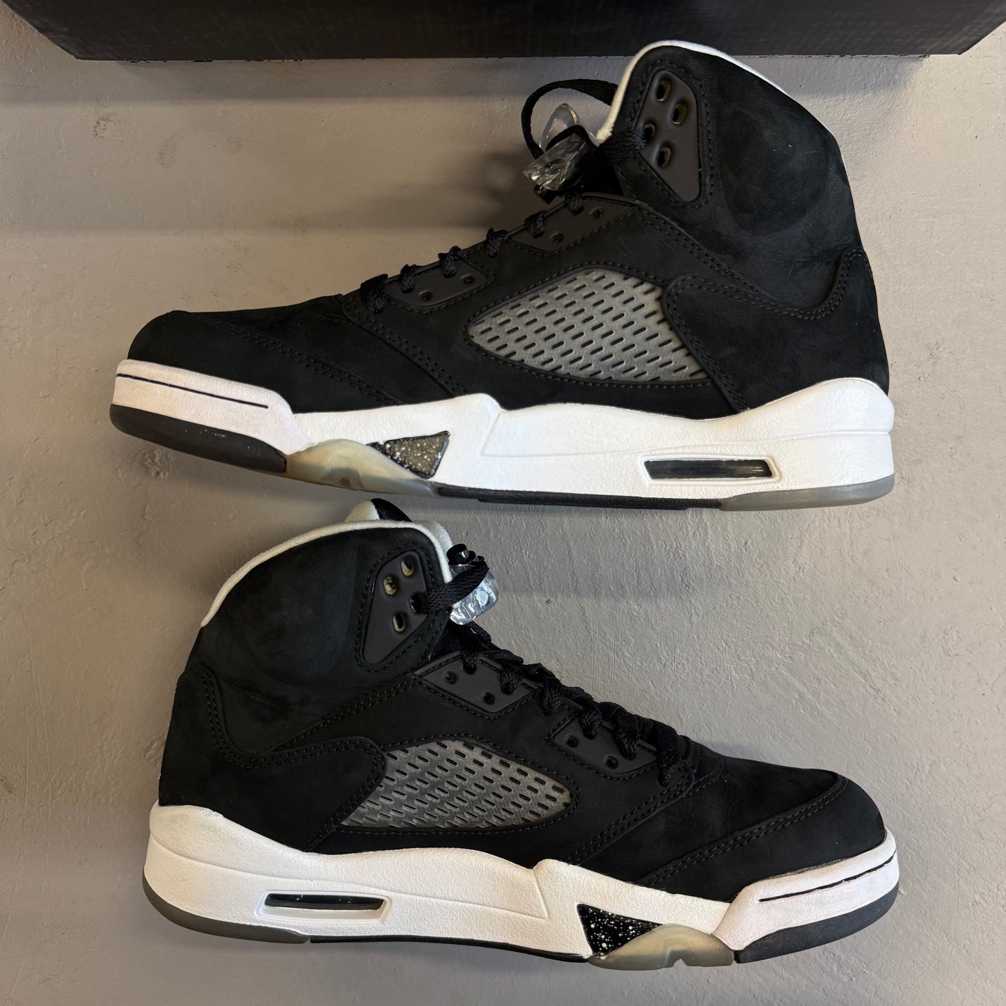 Size 8 - Jordan 5 Retro 'Oreo' 2013 (Used)