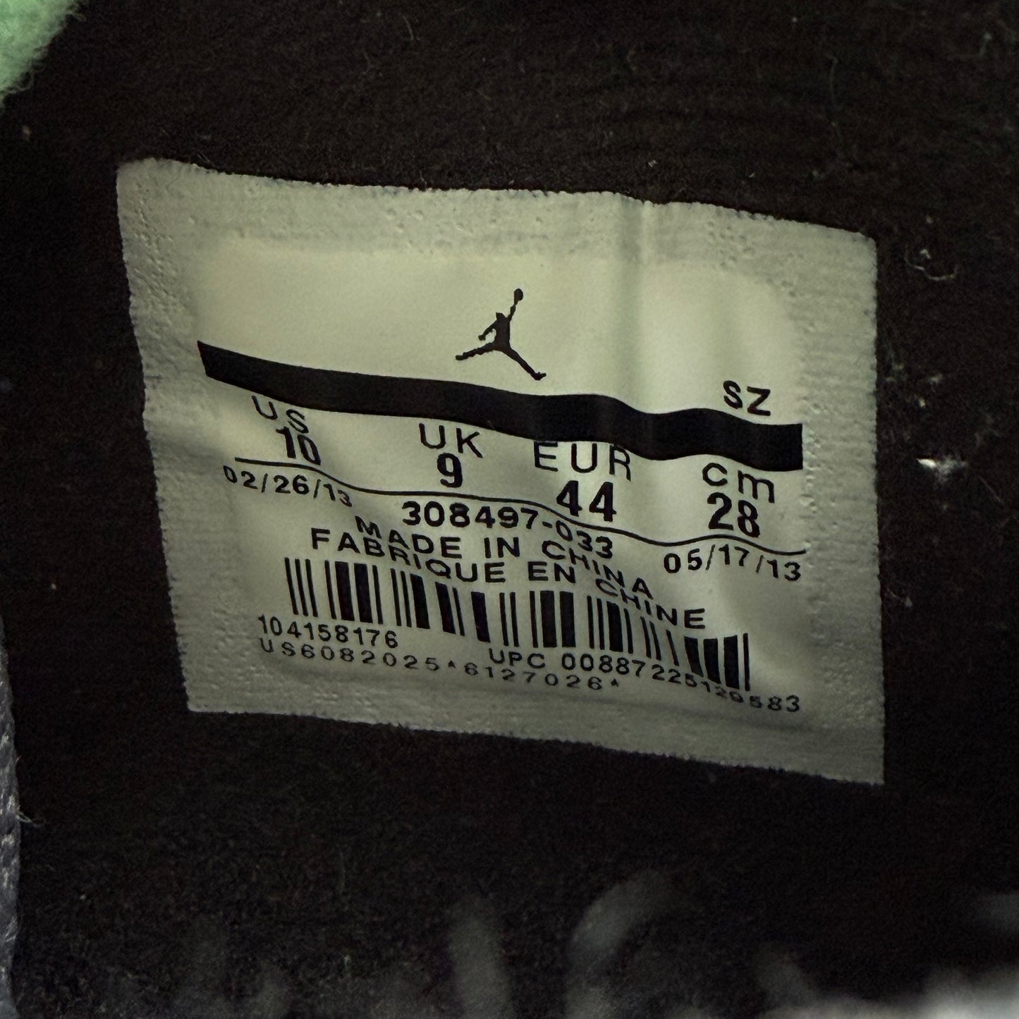 Size 10 - Jordan 4 Retro 'Green Glow' (Used)