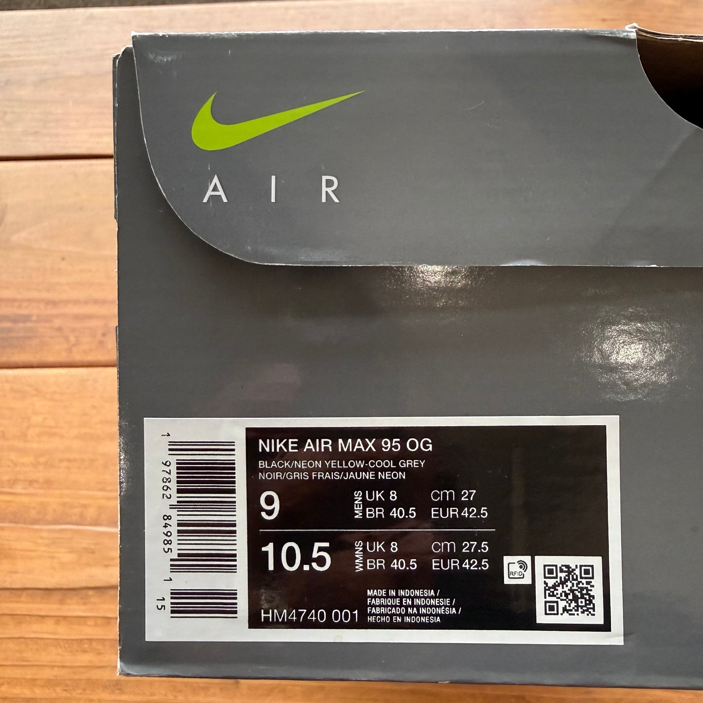 Size 9 - Air Max 95 OG 'Neon' 2025 (Used)