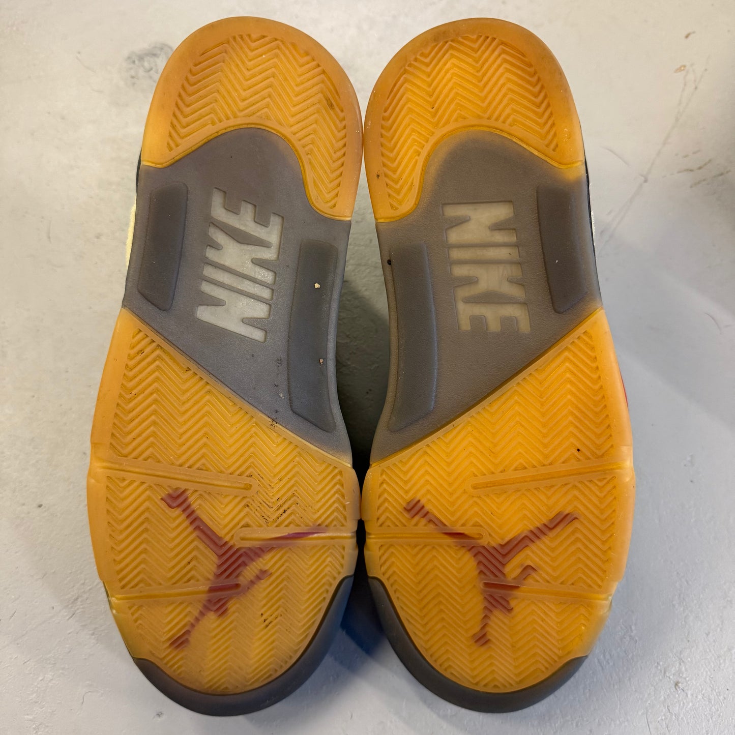Size 11 - Off-White x Jordan 5 SP 'Sail' (Used)