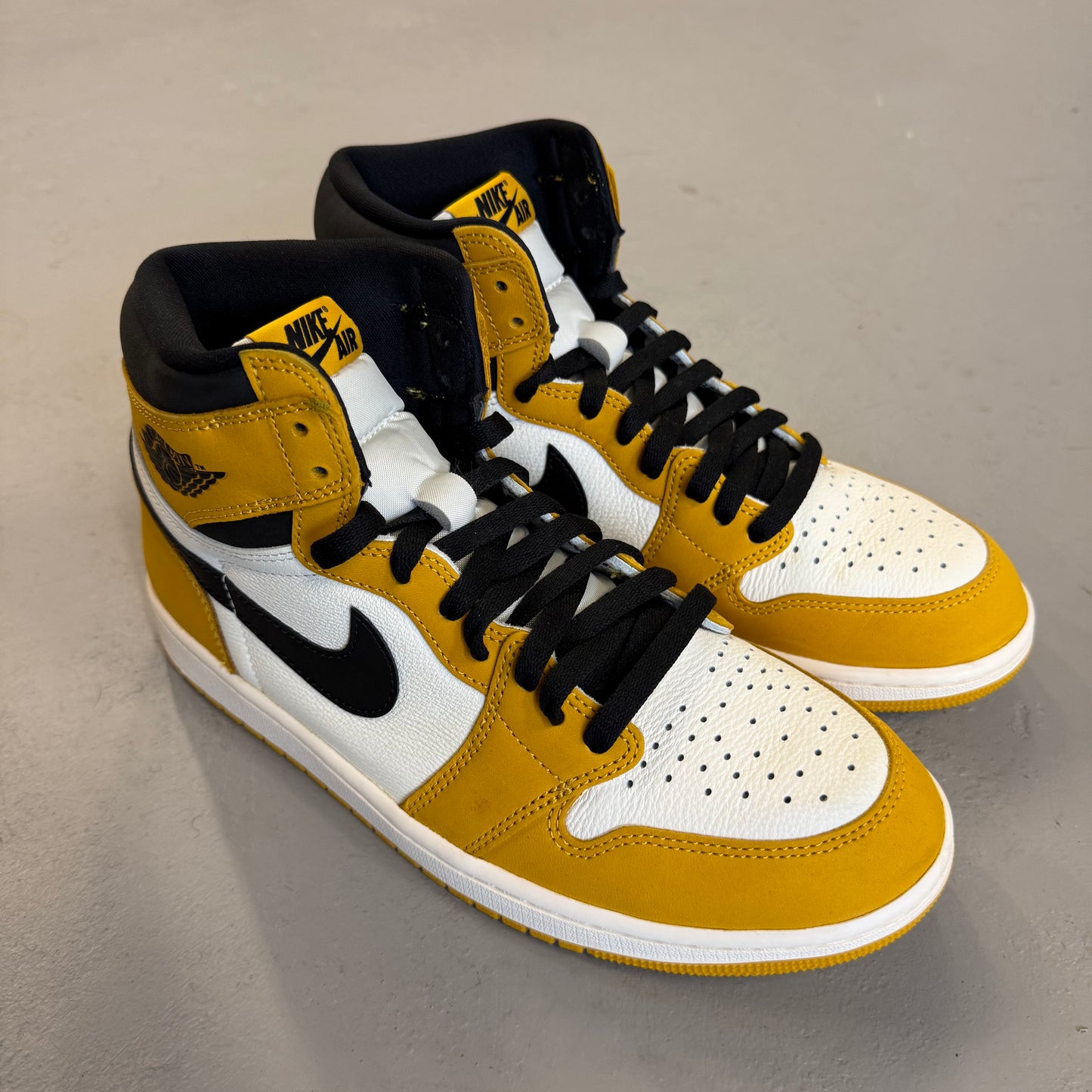 Size 9.5 - Jordan 1 Retro High OG 'Yellow Ochre' (Used)