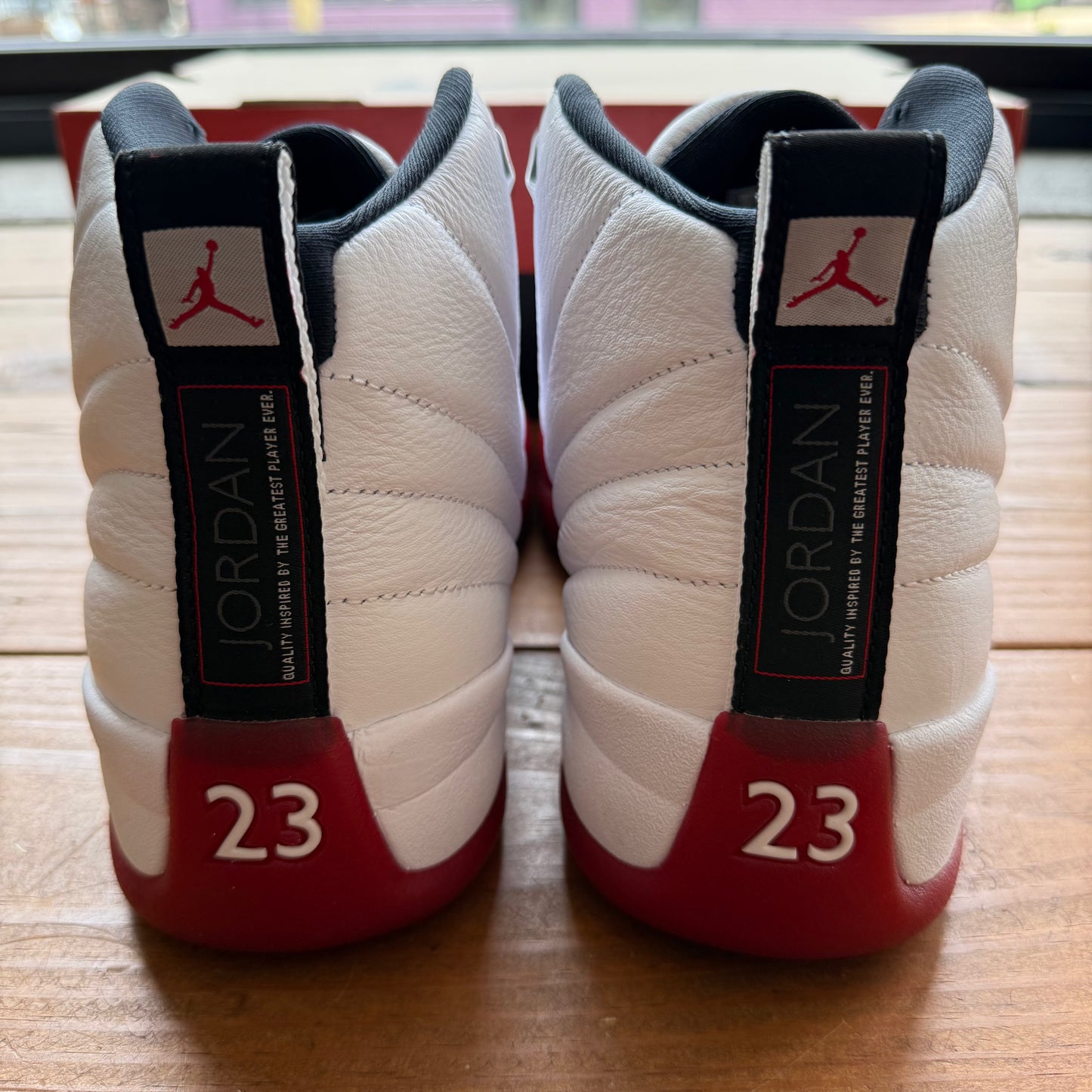 Größe 44.5 - Jordan 12 Retro 'Cherry' 2023 (Gebraucht)