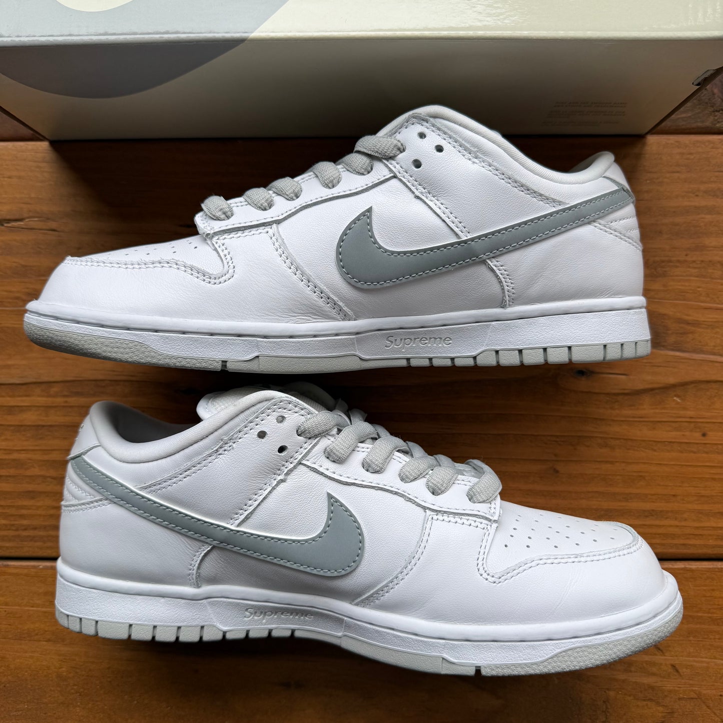 SIZE 8 - Supreme x Dunk Low SB 'White Metallic Silver' (Used)