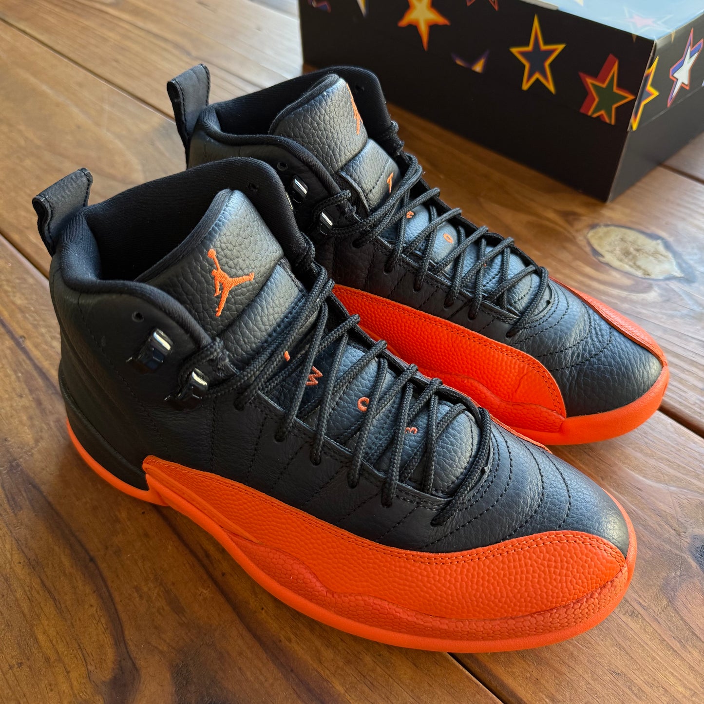 SIZE 9W/7.5M - Wmns Jordan 12 Retro 'Brilliant Orange' (Used)