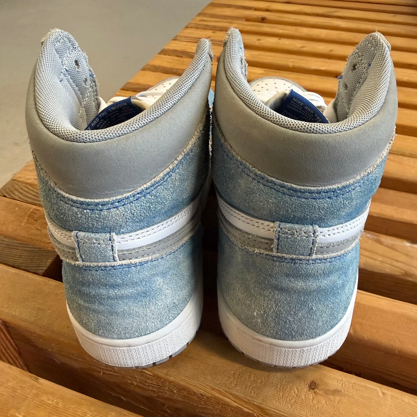 Size 9.5 - Jordan 1 Retro High OG 'Hyper Royal' (Used/No Box)