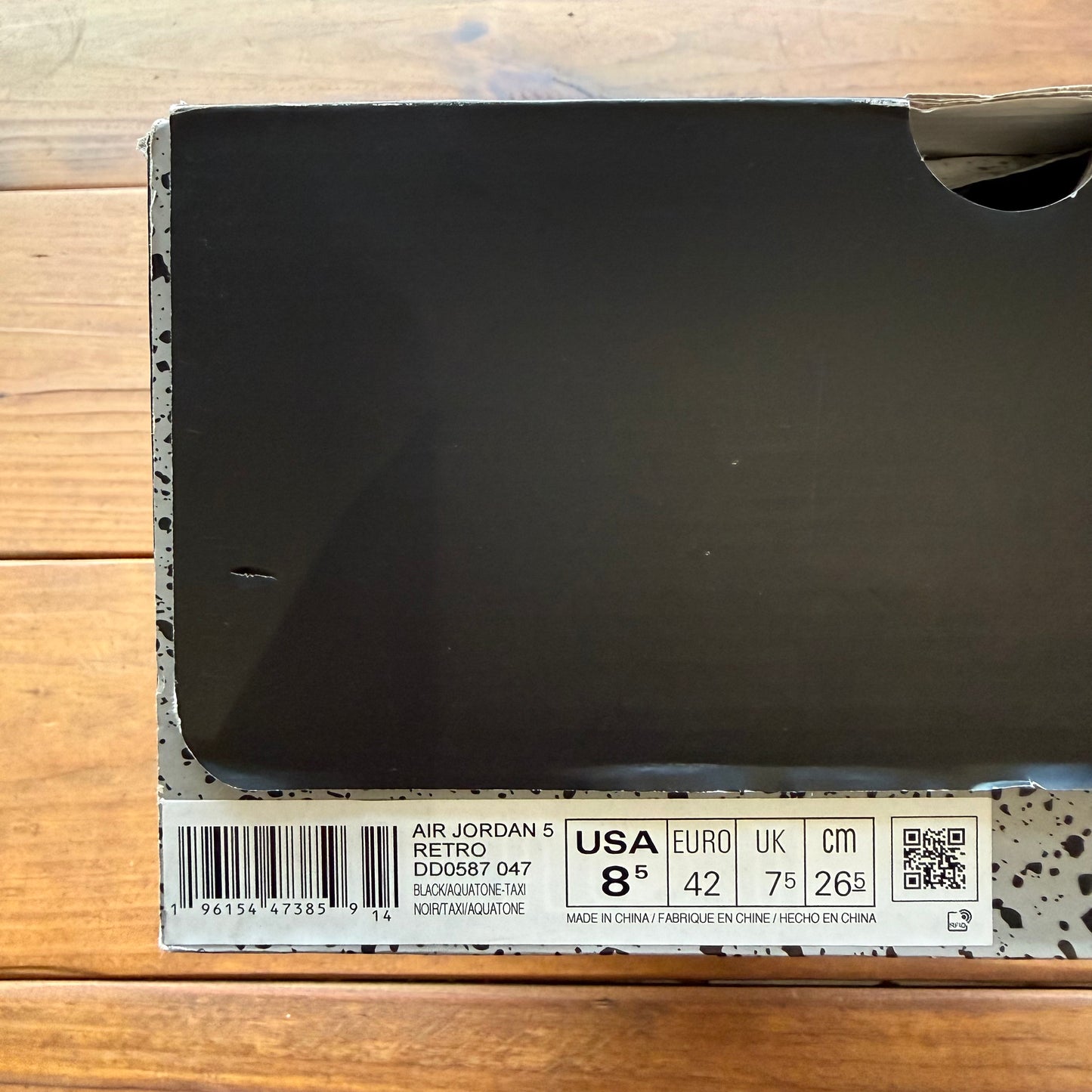 Size 8.5 - Jordan 5 Retro 'Aqua' (Used)