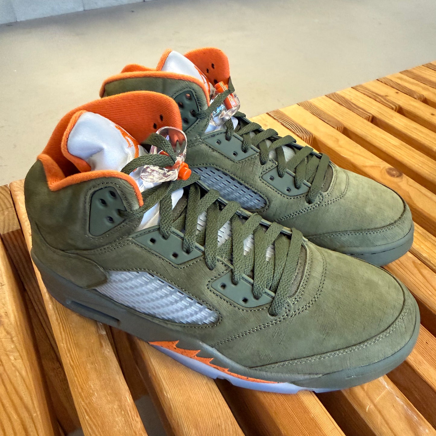 Jordan 5 Retro 'Olive' 2024 (Used) - Size 12