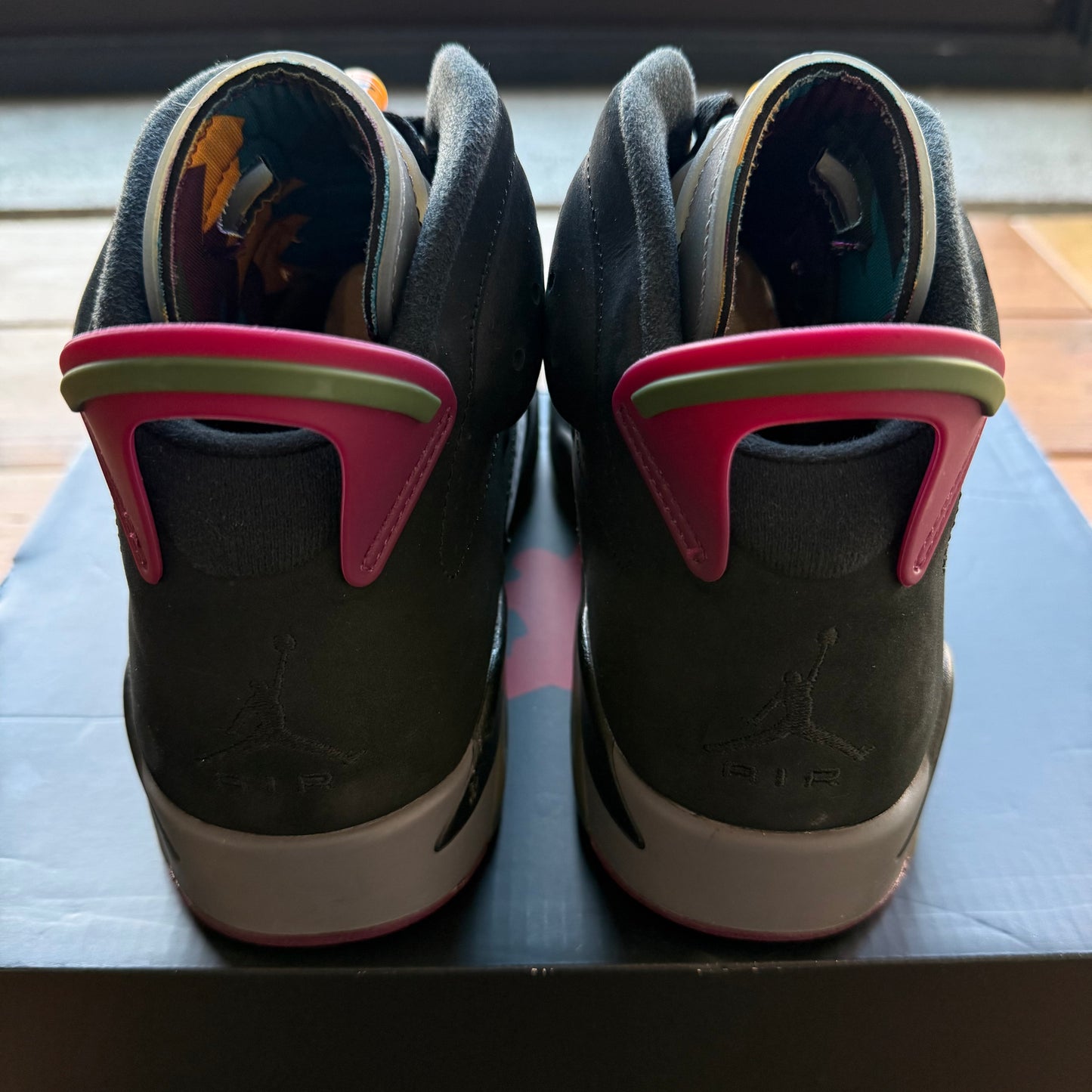 Size 9 - Jordan 6 Retro 'Bordeaux' (Used)