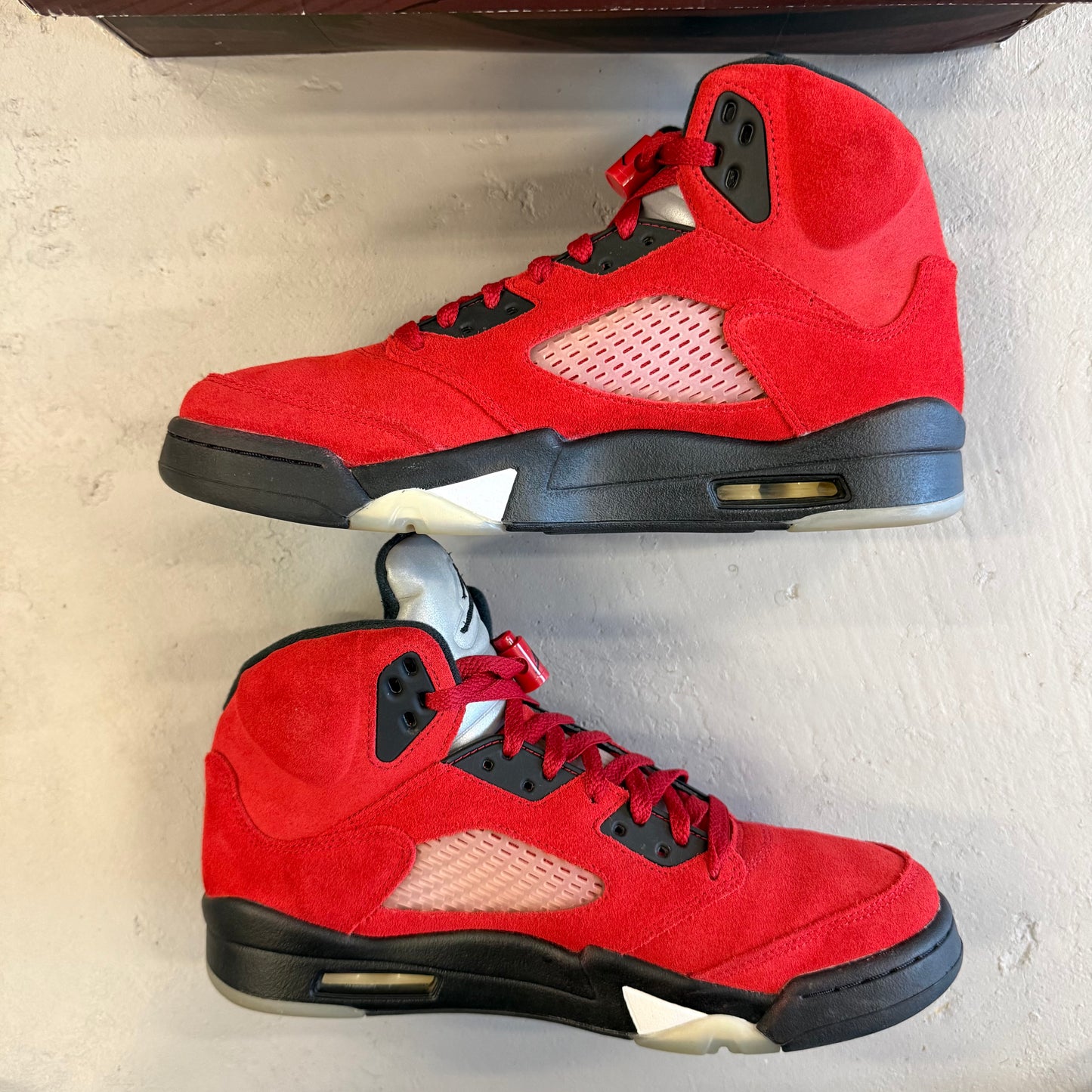 Jordan 5 Retro 'Raging Bull' 2021 (Used) - Size 8.5
