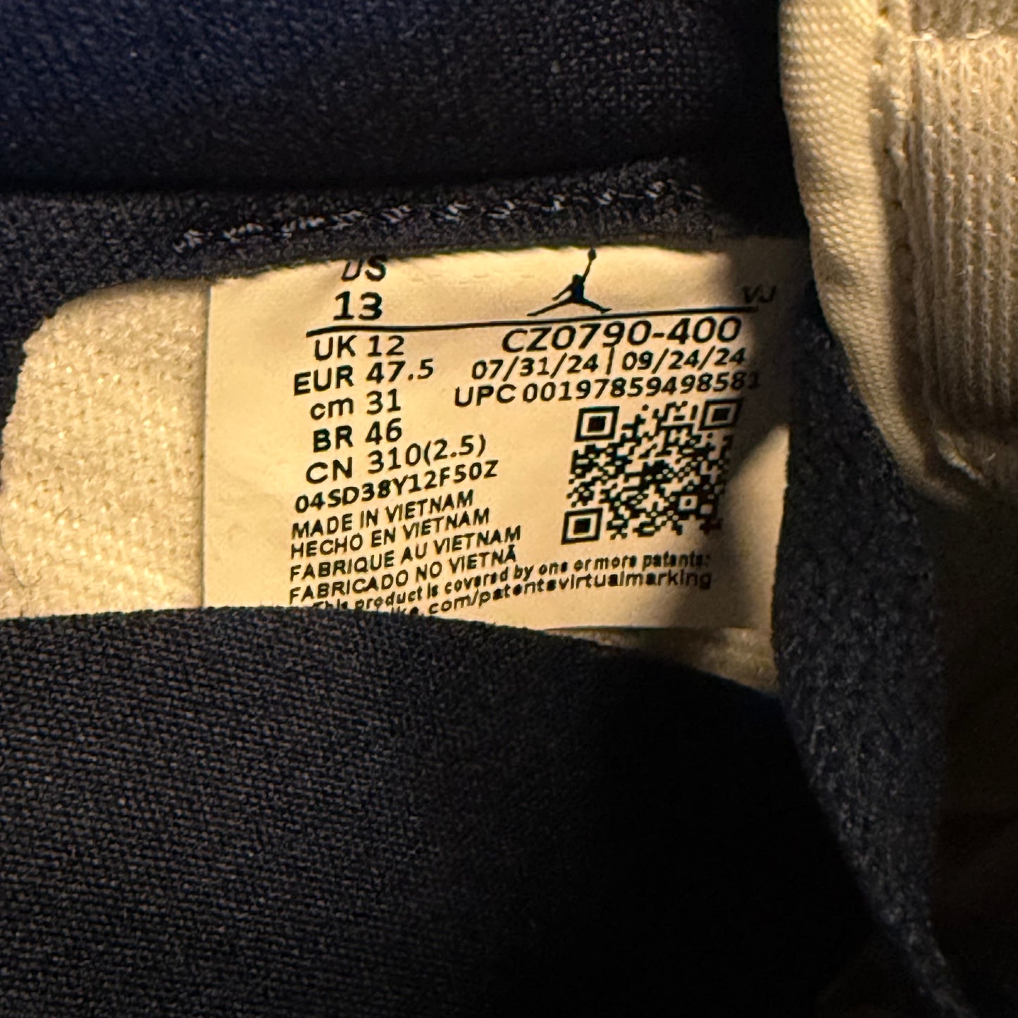 Size 13 - Jordan 1 Retro Low OG 'Obsidian UNC' (Used/Damaged Box)