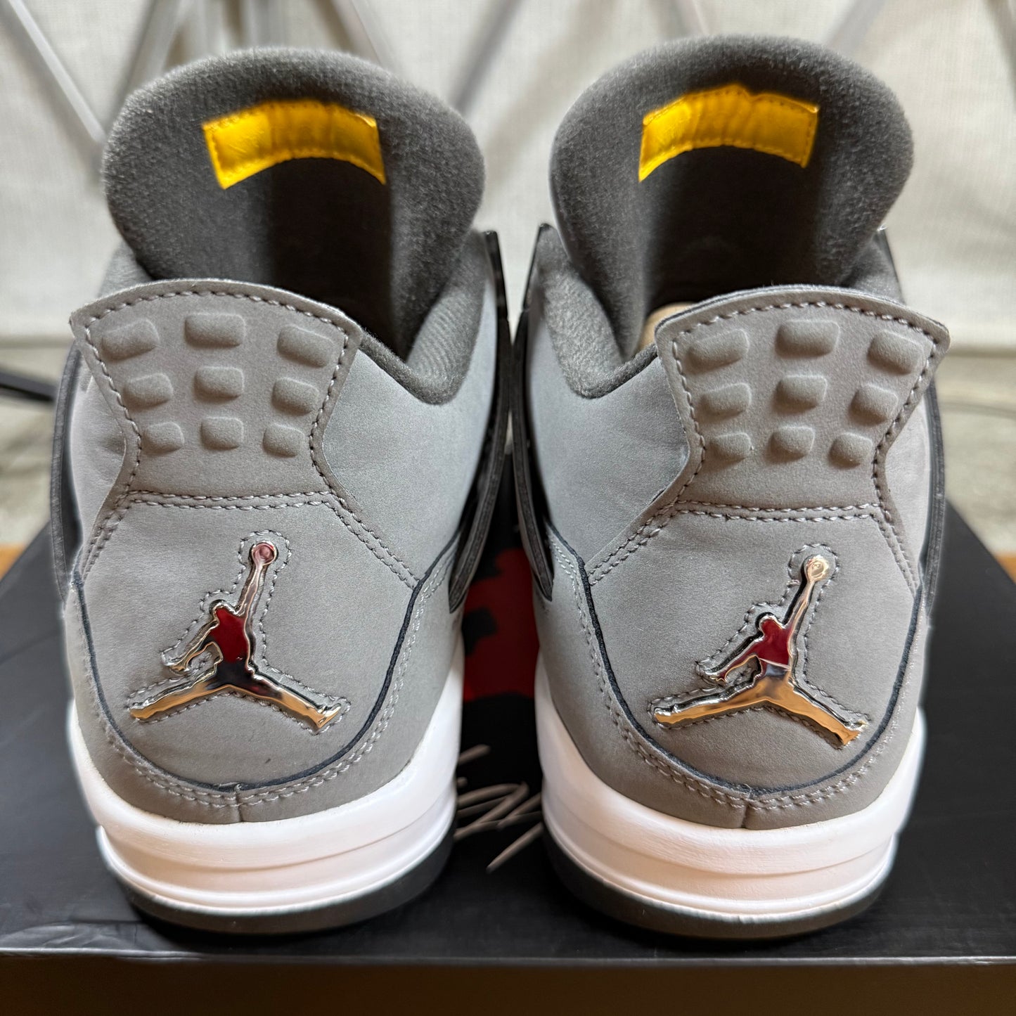SIZE 8 - Jordan 4 Retro 'Cool Grey' 2019 (Used)
